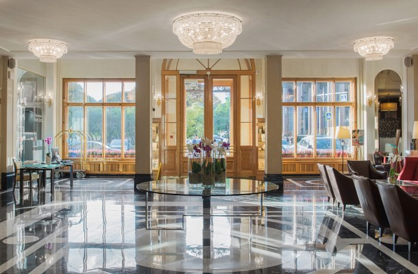 Локации для свадебной фотосессии в Санкт-Петербурге в плохую погоду. Свадебный и портретный фотограф в Санкт-Петербурге Анна Демьянова