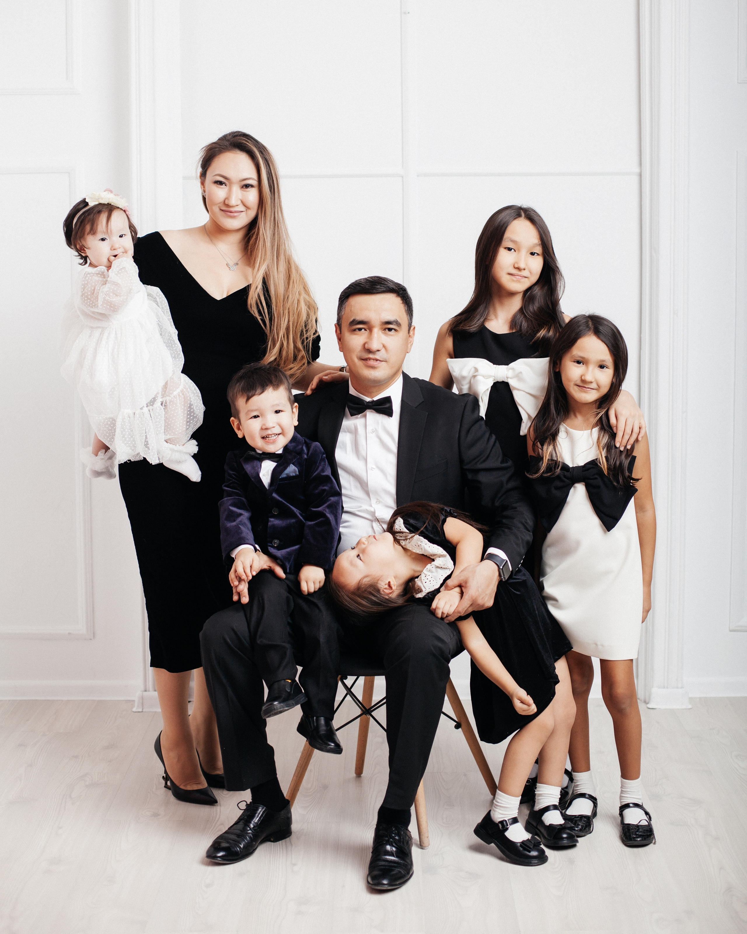 Прайс на семейную фотосессию. Фотограф Сиражев Карымсак. Фотосессия, бизнес портреты