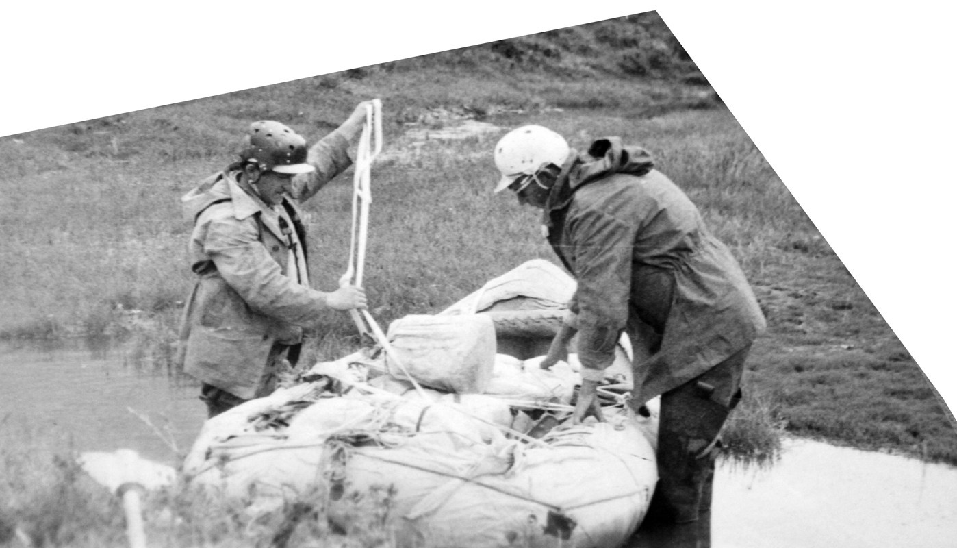 Первая экспедиция туристов-водников Алтая (1970). Фотограф Эдуард Алмадаков