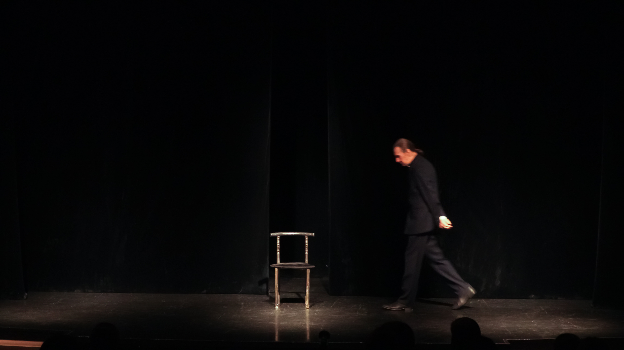 Спектакль "Мысль. История убийства" в Пермском театре "Туки-Луки". Журнал о самом особенном. Пермь и Пермский край