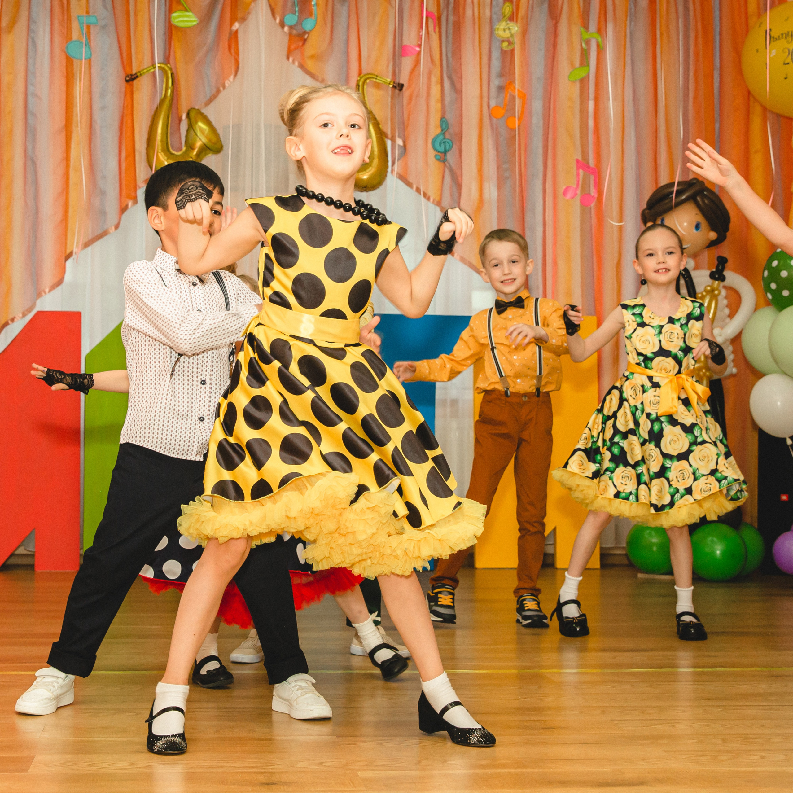 Выпускной в саду