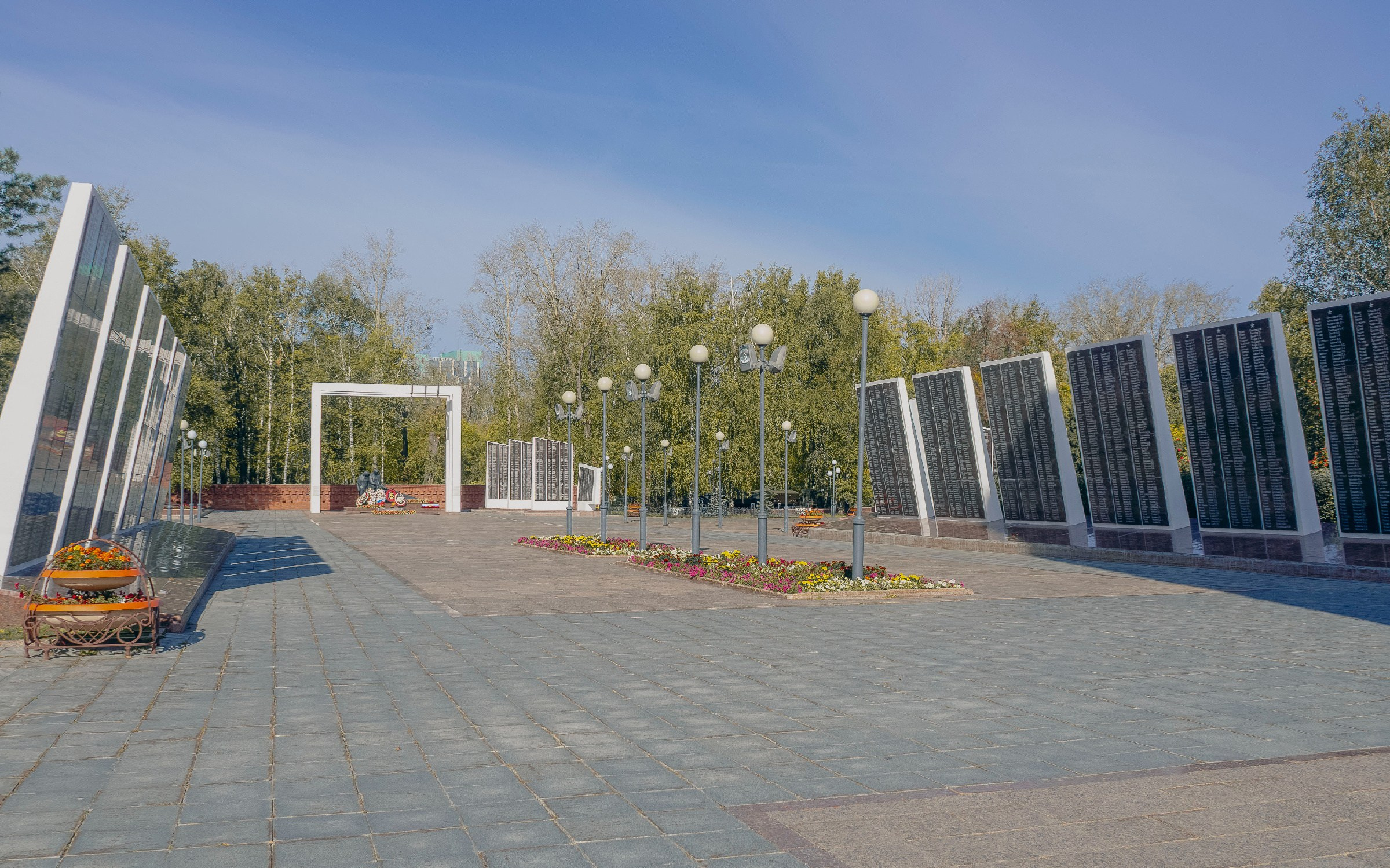 Примечательные места. Площадь Памяти в Тюмени