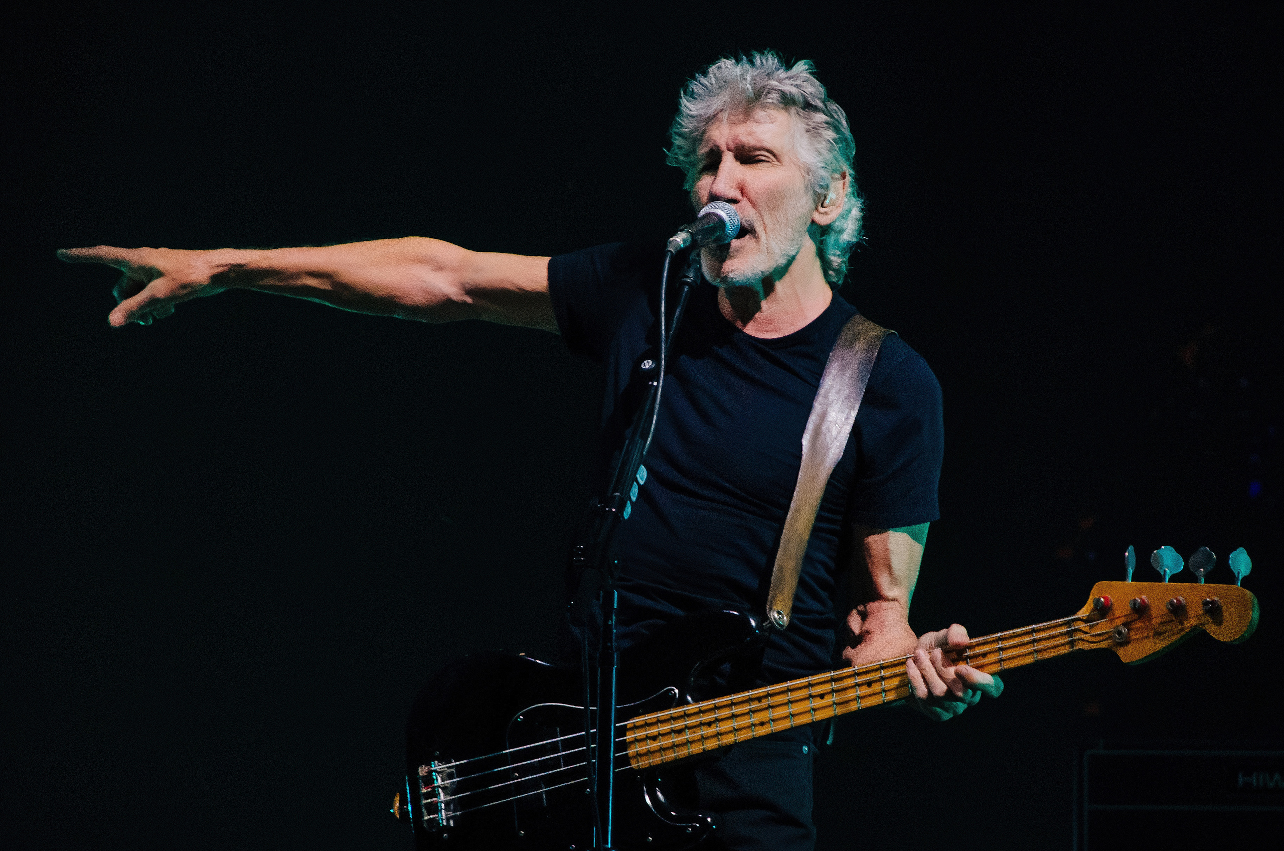 Концерт Роджера Уотерса в Олимпийском. Репортажный и свадебный фотограф в Курске Борис Захарчук