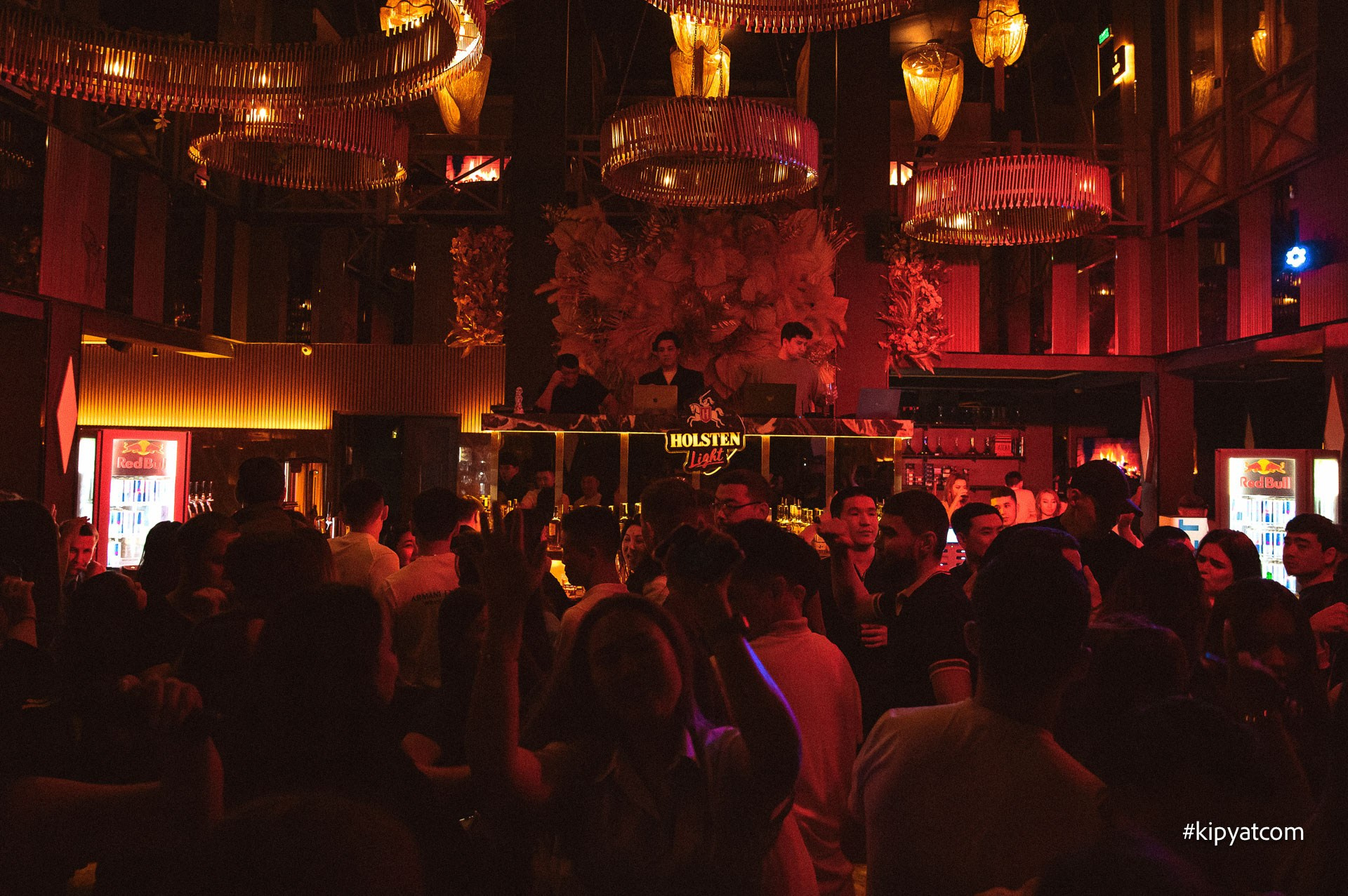 Панаехали на Туране. Астана Кипятком