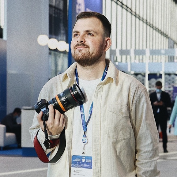 Contact me. Photographer Michael Alekseev