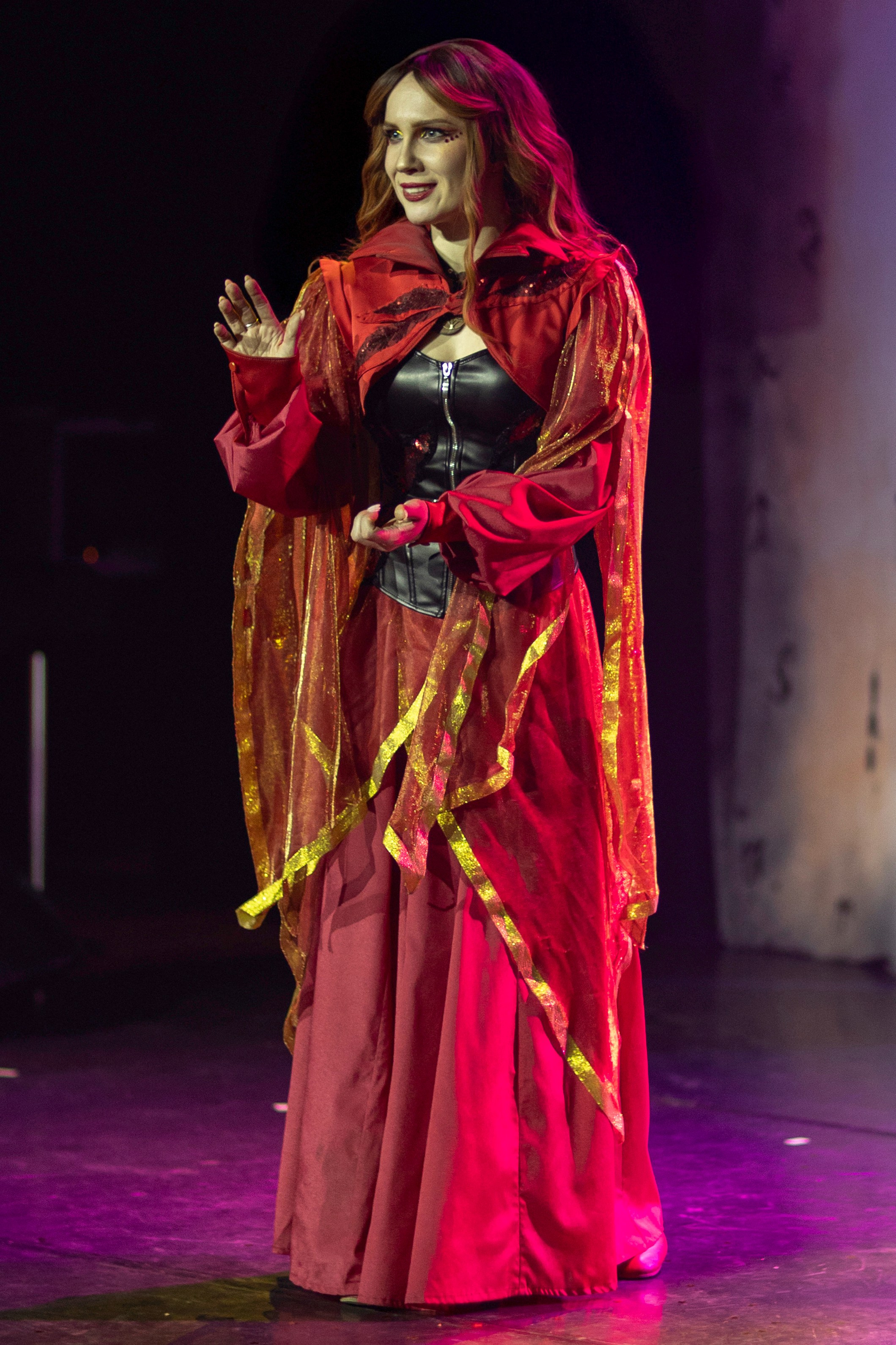 Мерч «Книга стихий». Фотограф Виктор Степанов