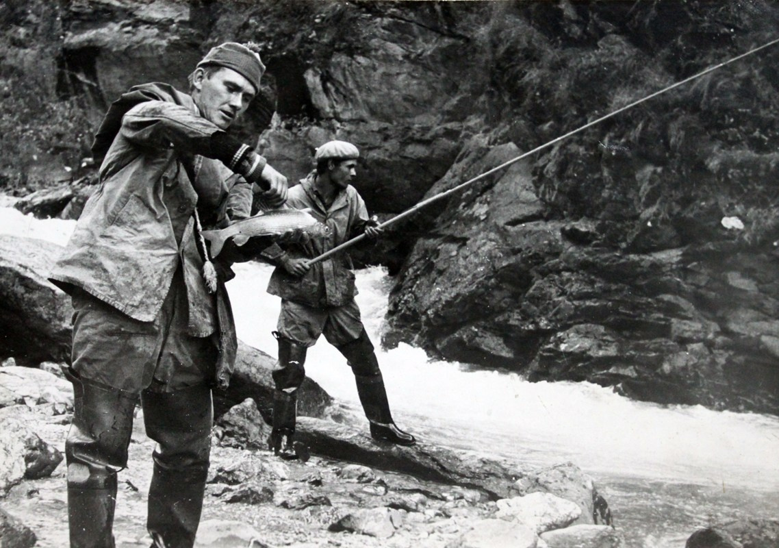 Первая экспедиция туристов-водников Алтая (1970). Фотограф Эдуард Алмадаков