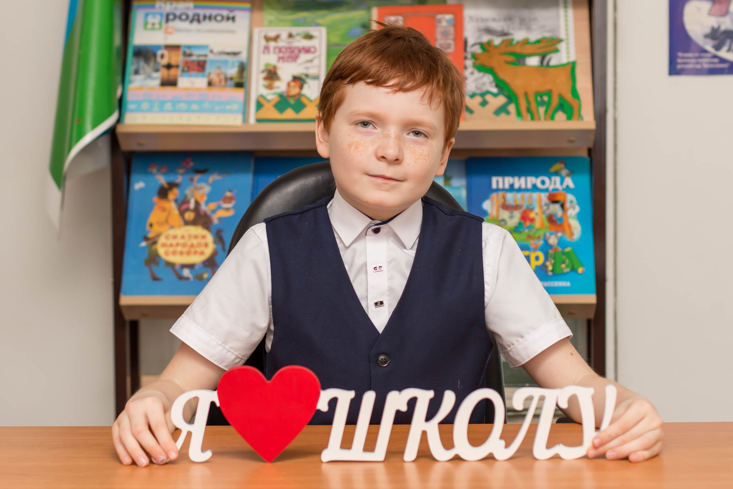 Выпускные альбомы на заказ Нягань (фотокнигиназаказнягань)