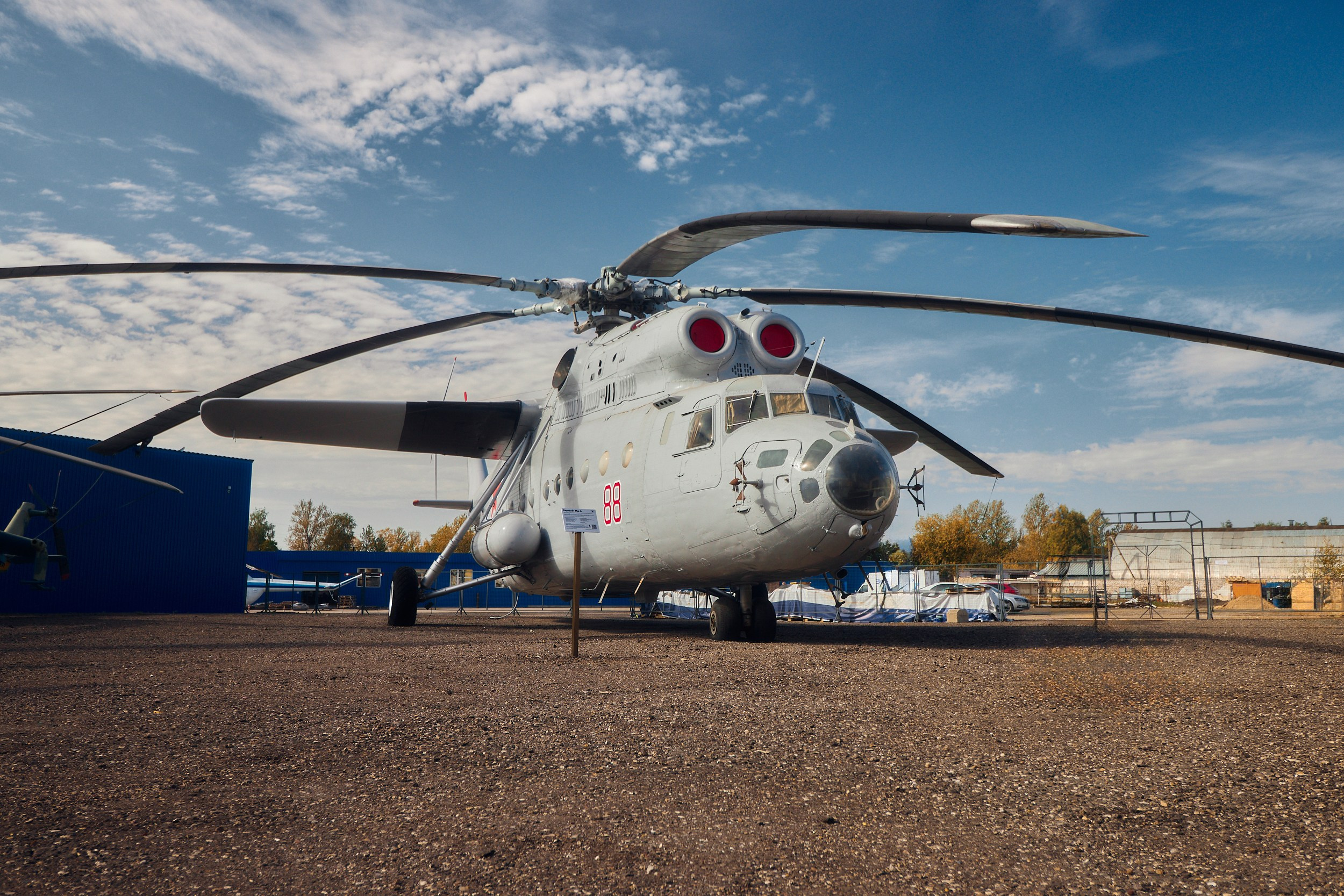 Вертолёт Ми 6, выставленный в Музее вертолётов в Торжке. фото 1