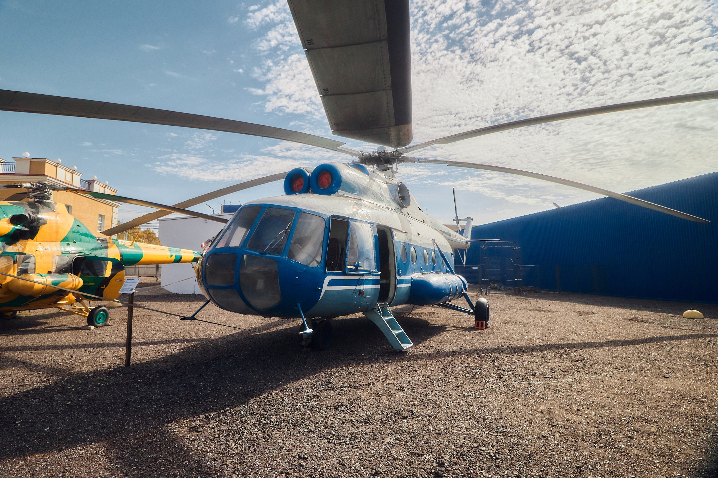 Вертолёт Ми-8, выставленный в Музее вертолётов в Торжке. Этот вертолёт использовался в качестве каскадёрского реквизита в фильме «Огонь» с Константином Хабенским. После съёмок он был спасён основателями музея от утилизации и стал первым экспонатом. Посетители могут увидеть его вблизи и посетить кабину