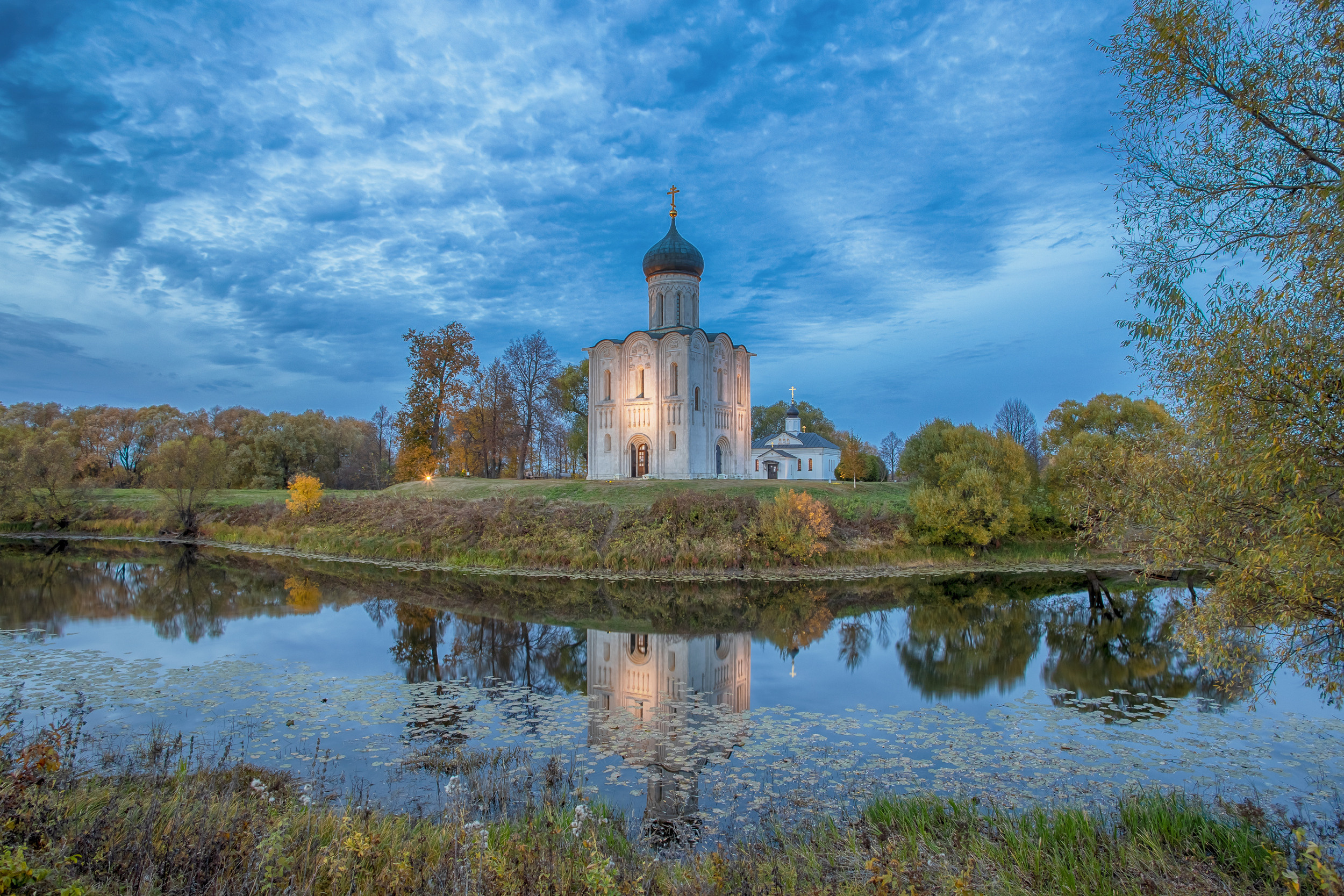 Покрова на Нерли. 1000 куполов России, фотопроект Вадима Квятковского и Надежды Ельцовой