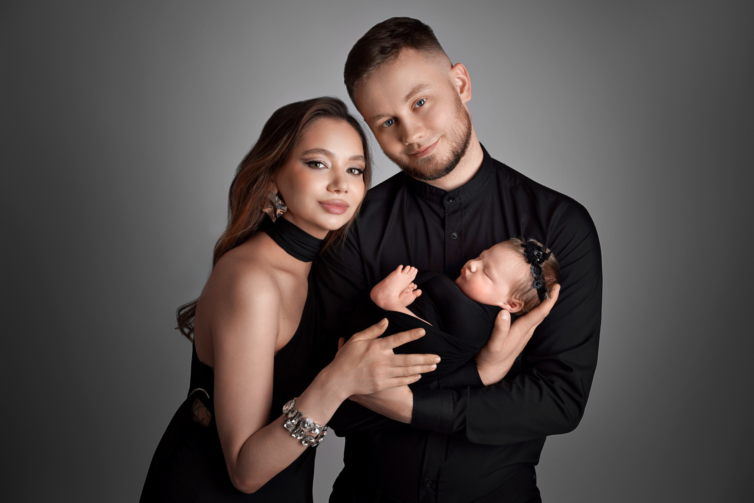 Новорожденные. Классика. Фотограф новорожденных беременных в Тюмени Ткачук Татьяна