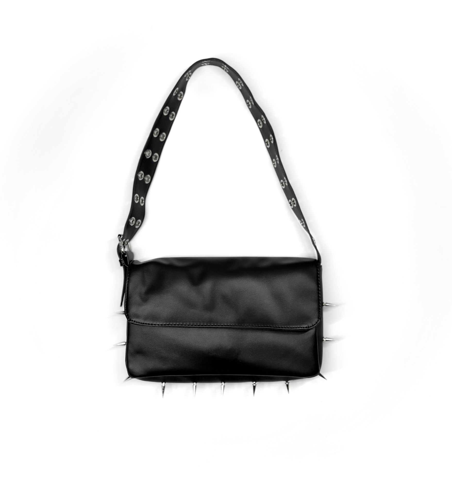 SEPT 1988 / о большой любви к чёрному / дизайнерская одежда и аксессуары ручной работы исключительно чёрного цвета. Елена Тазутдинова — Фотограф. Дизайнер одежды. Визуальный артист. Екатеринбург