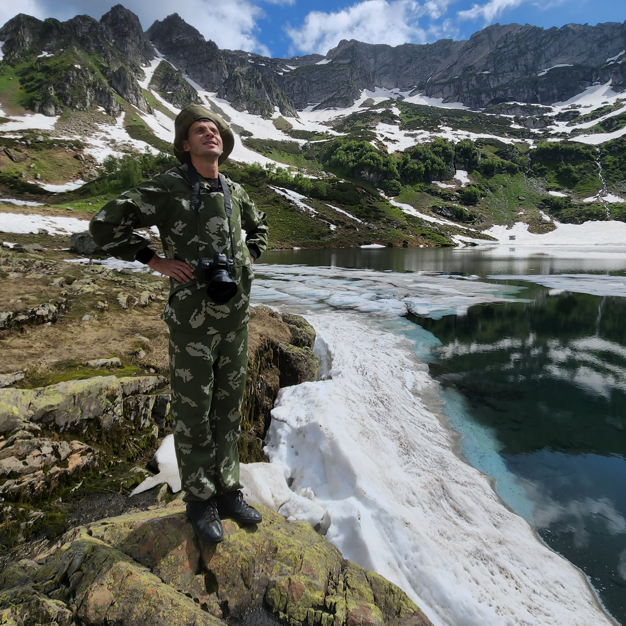 Контакты. Фотограф Абхазия