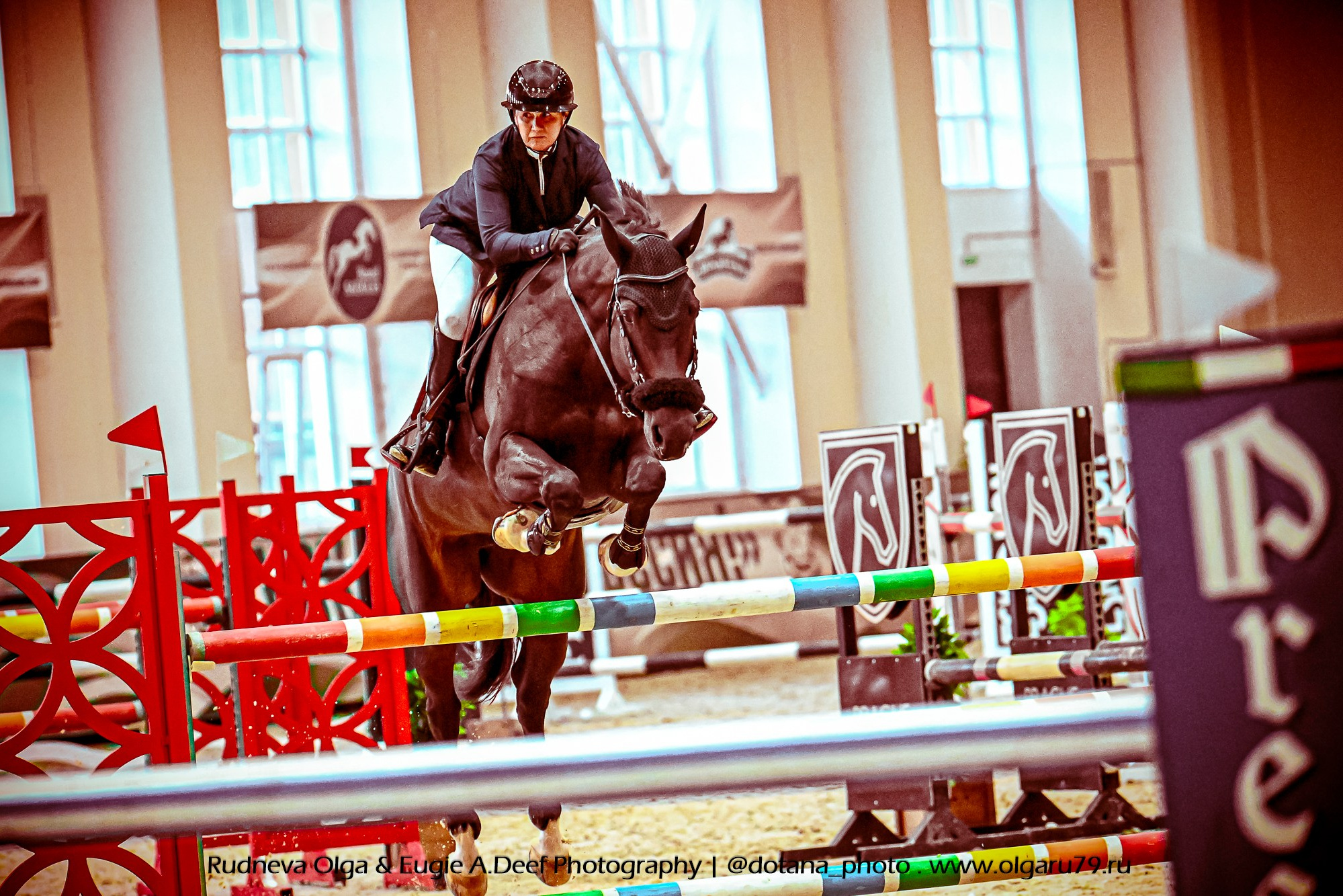 2025-11-08_Виват_Кубок_ВУЗов. ТУРНИРНАЯ КОННАЯ ФОТОГРАФИЯ, Руднева Ольга и Евгений Адеев