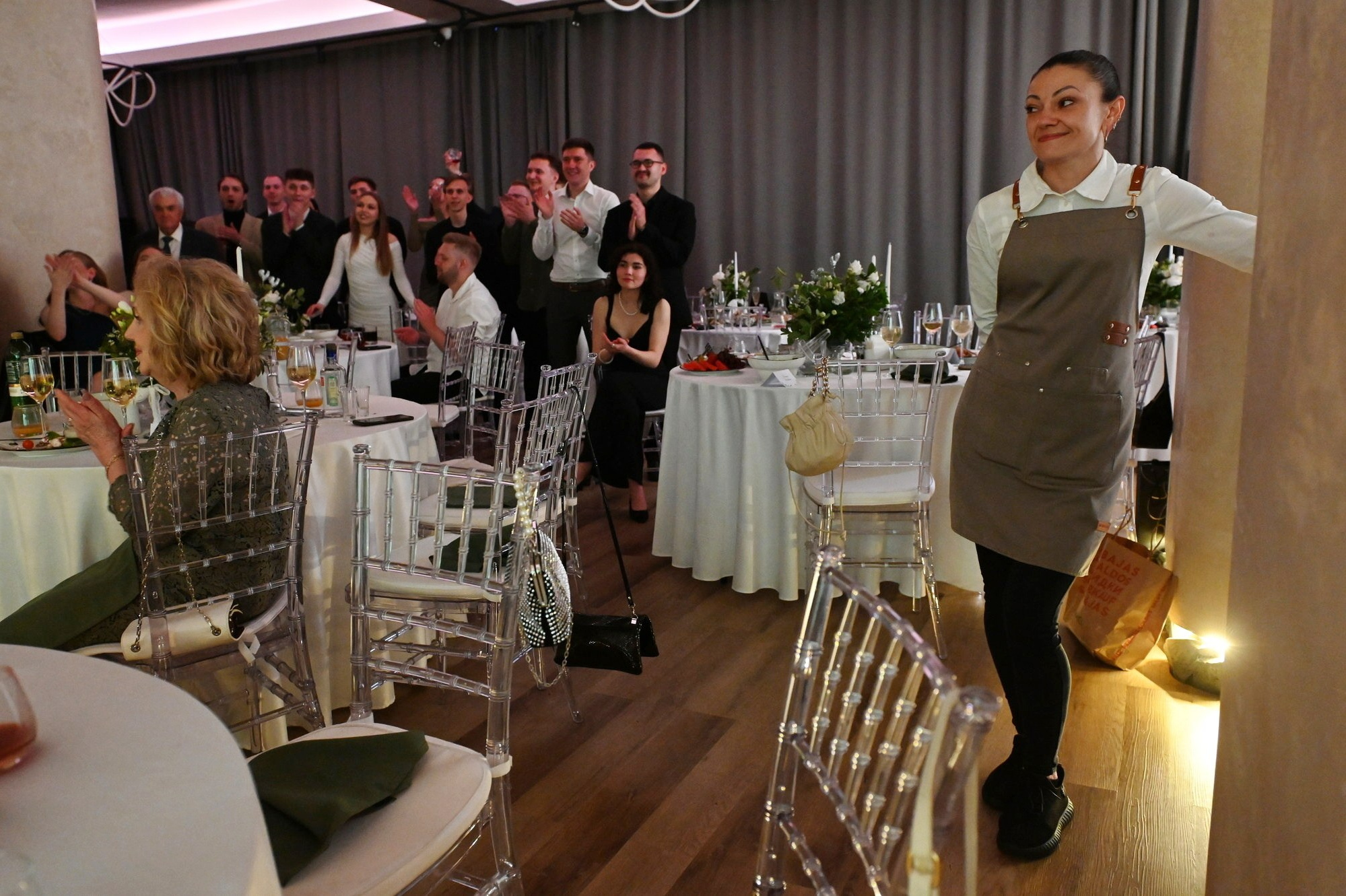 Фотожурналист на свадьбе: когда кадры становятся историей. Документальный фотограф Сергей Вдовин