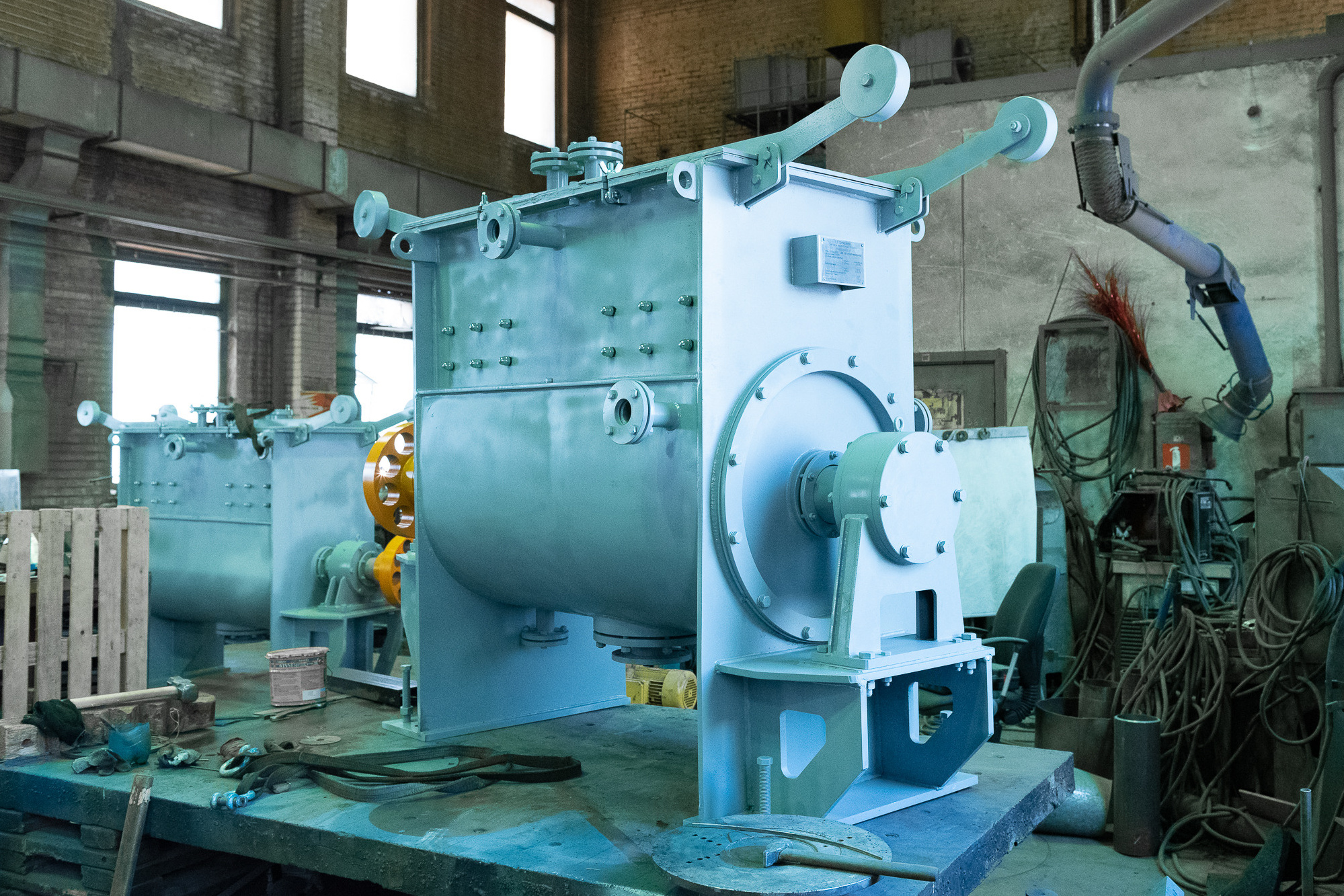 Изготовлен смеситель СГЛ-400 для высоковязких сред. ПЕТЕРБУРГНИИХИММАШ разрабатывает и изготавливает оборудование