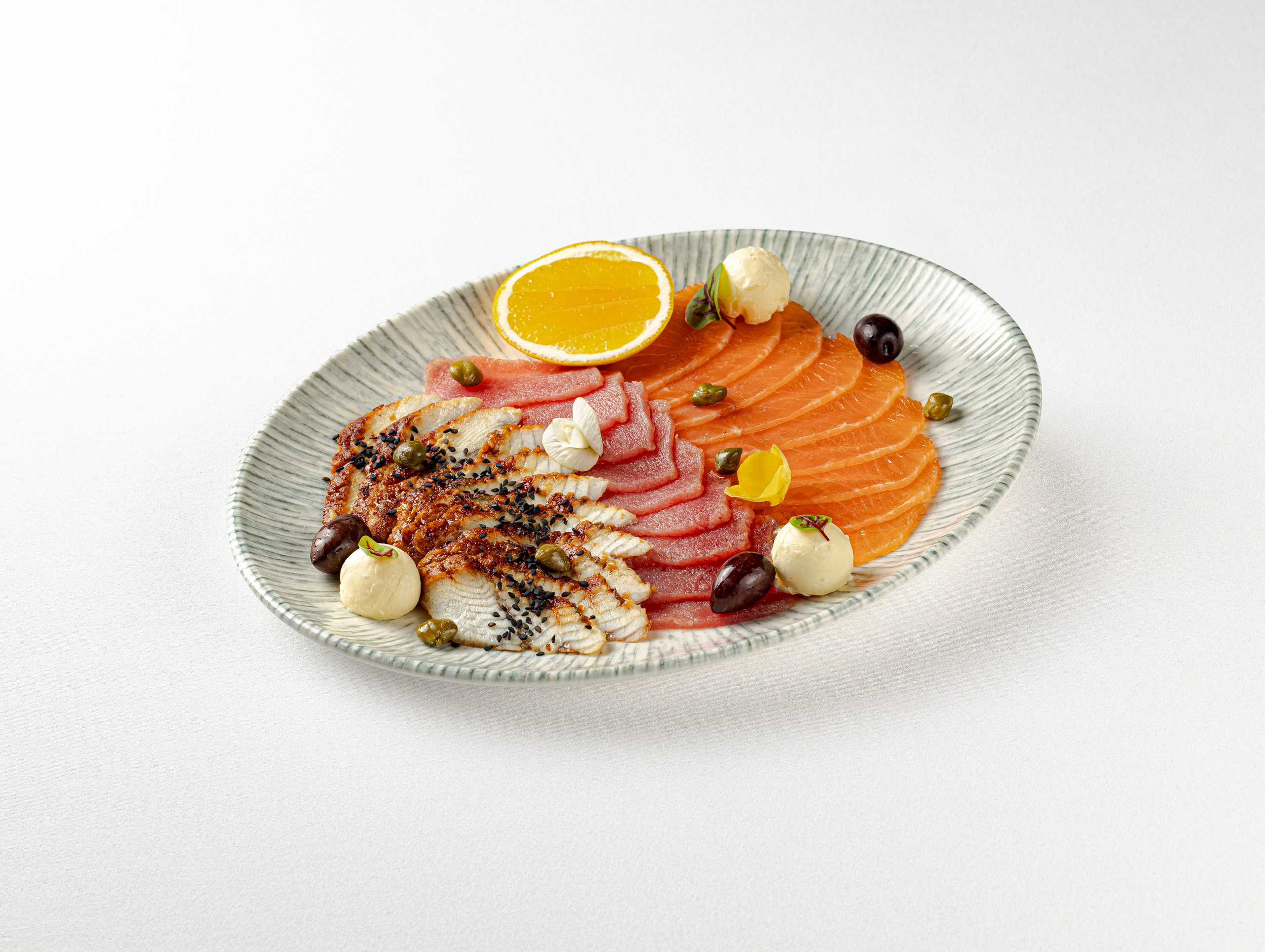 Каталог на белом/черном