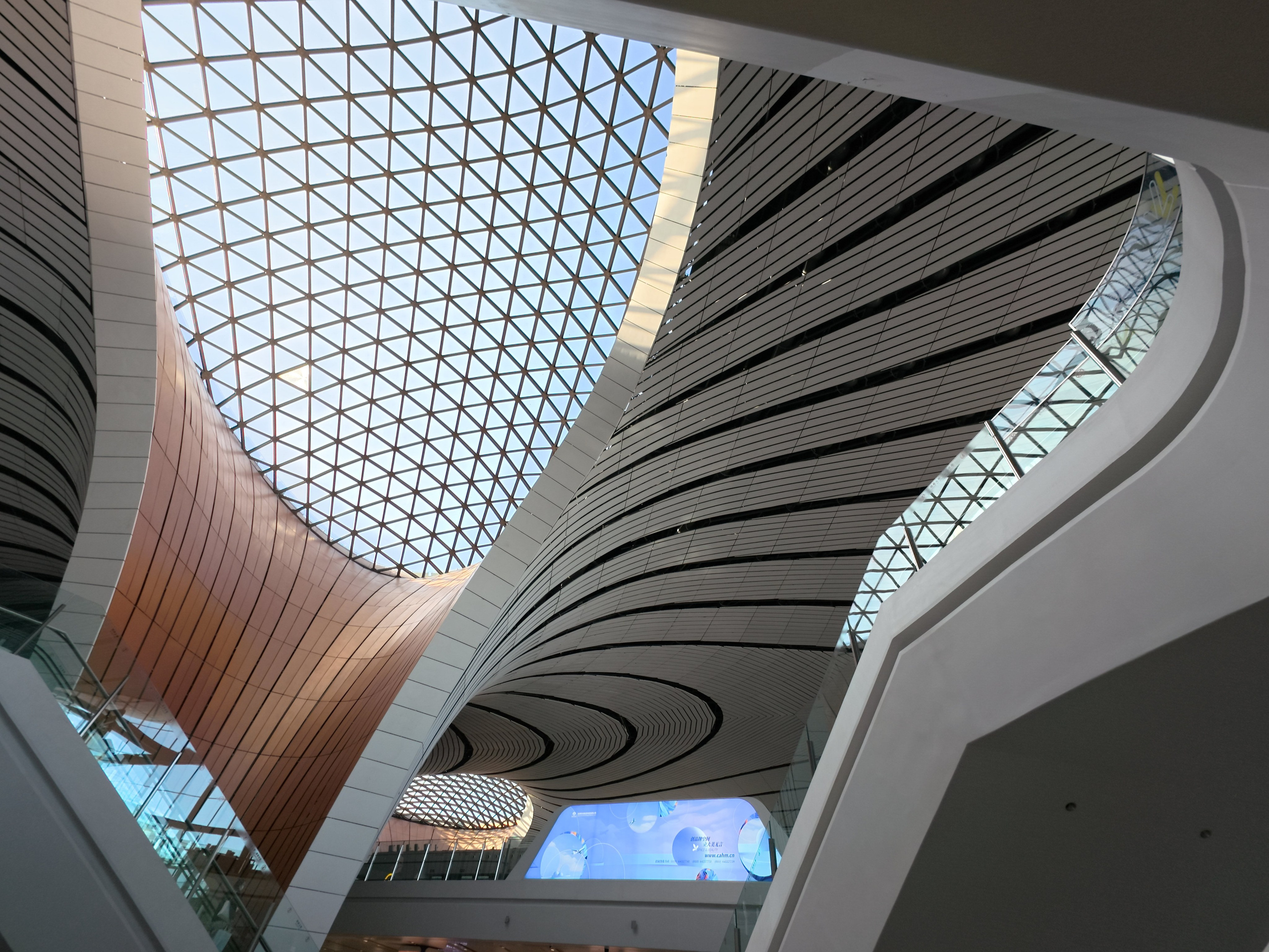 Контакты. Профессиональный фотограф, съемка с дрона