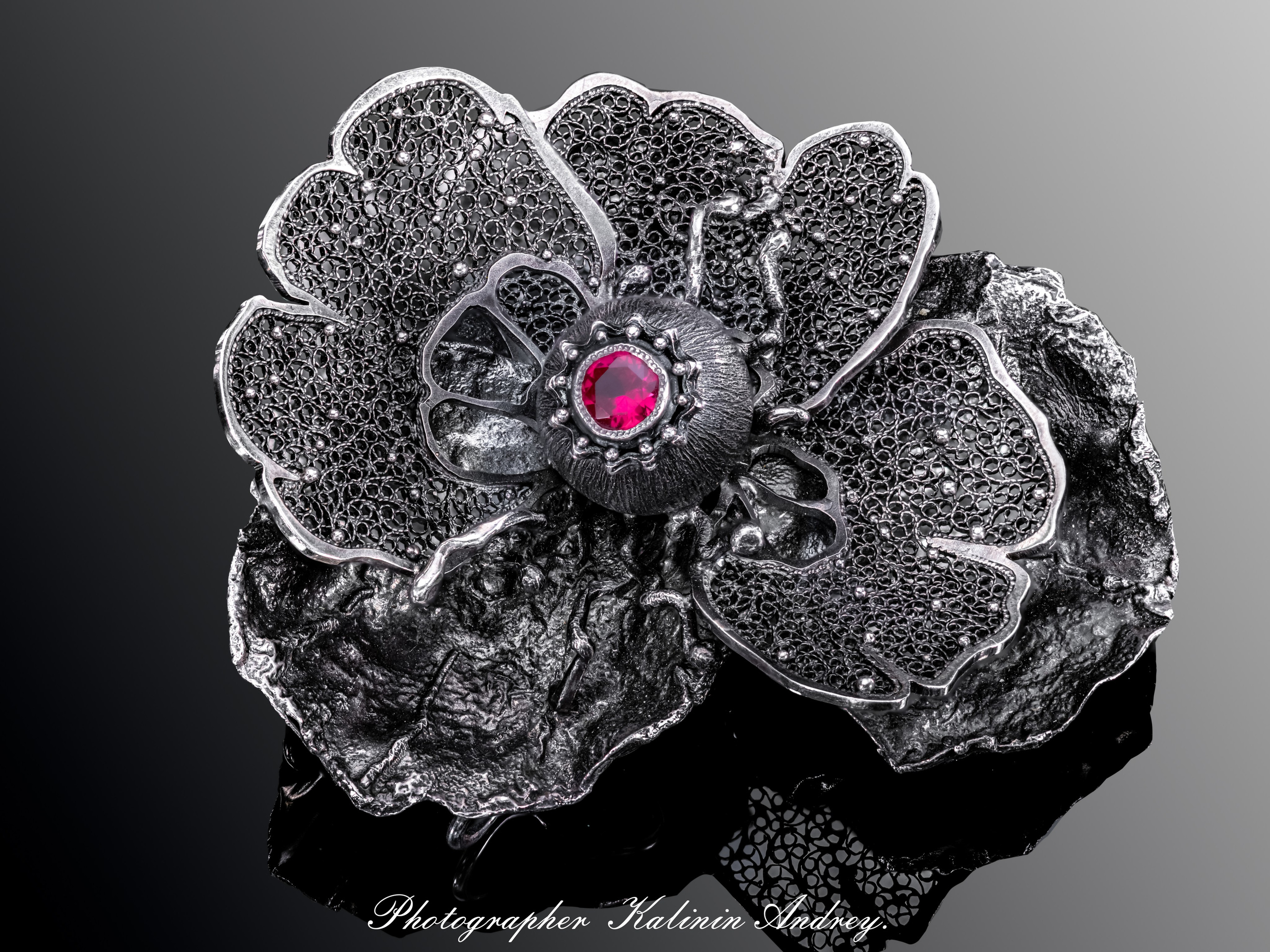 Персональные курсы, по фотосъемке драгоценных камней, ювелирных украшений Москветел +7 966-003-13-07. Высококачественная профессиональная рекламная фотосъёмка ювелирных украшений, драгоценных камней в Москве. Обучение, консультация