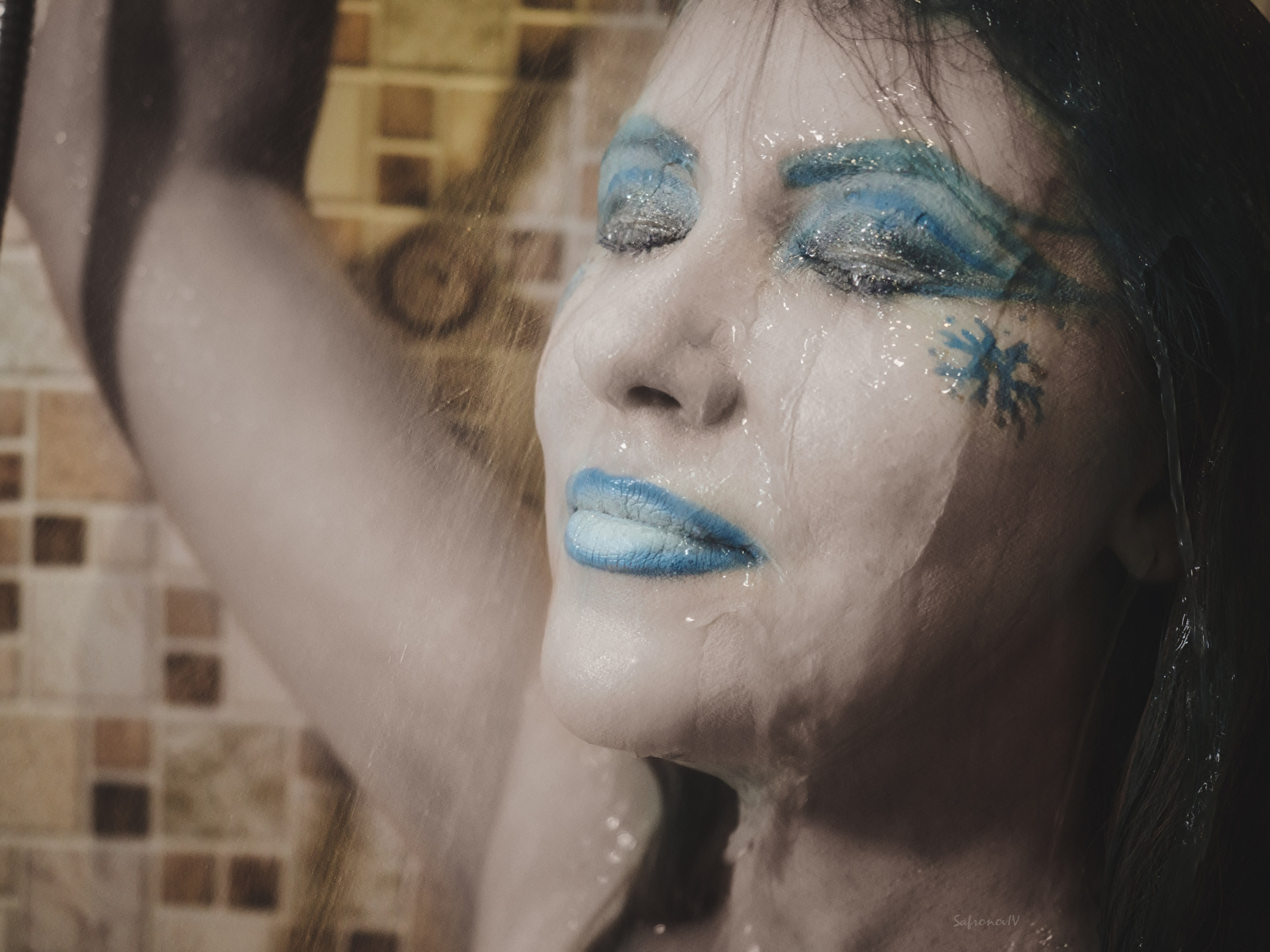 Размышления: «Вода и лёд — две стихии в одном кадре» 💧❄️. Safronov Ivan — a portrait photographer in Moscow