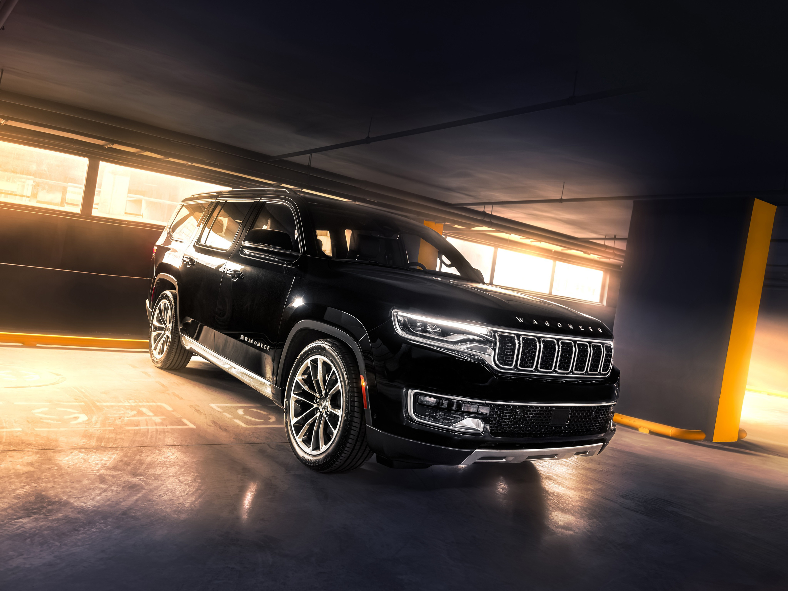 Jeep Wagoneer, Автомобильная фотография