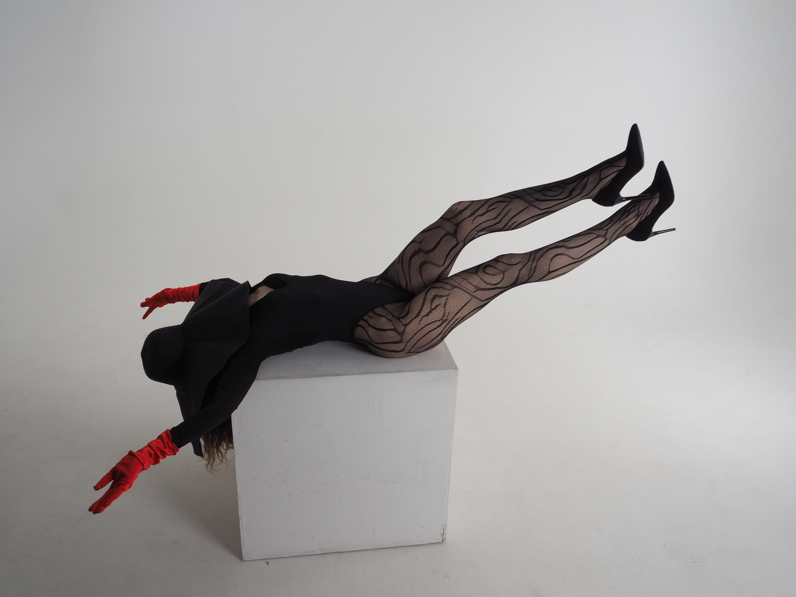FORM AND VOID. Yulia Yurchevskaya | Art Director & Visual Visionary