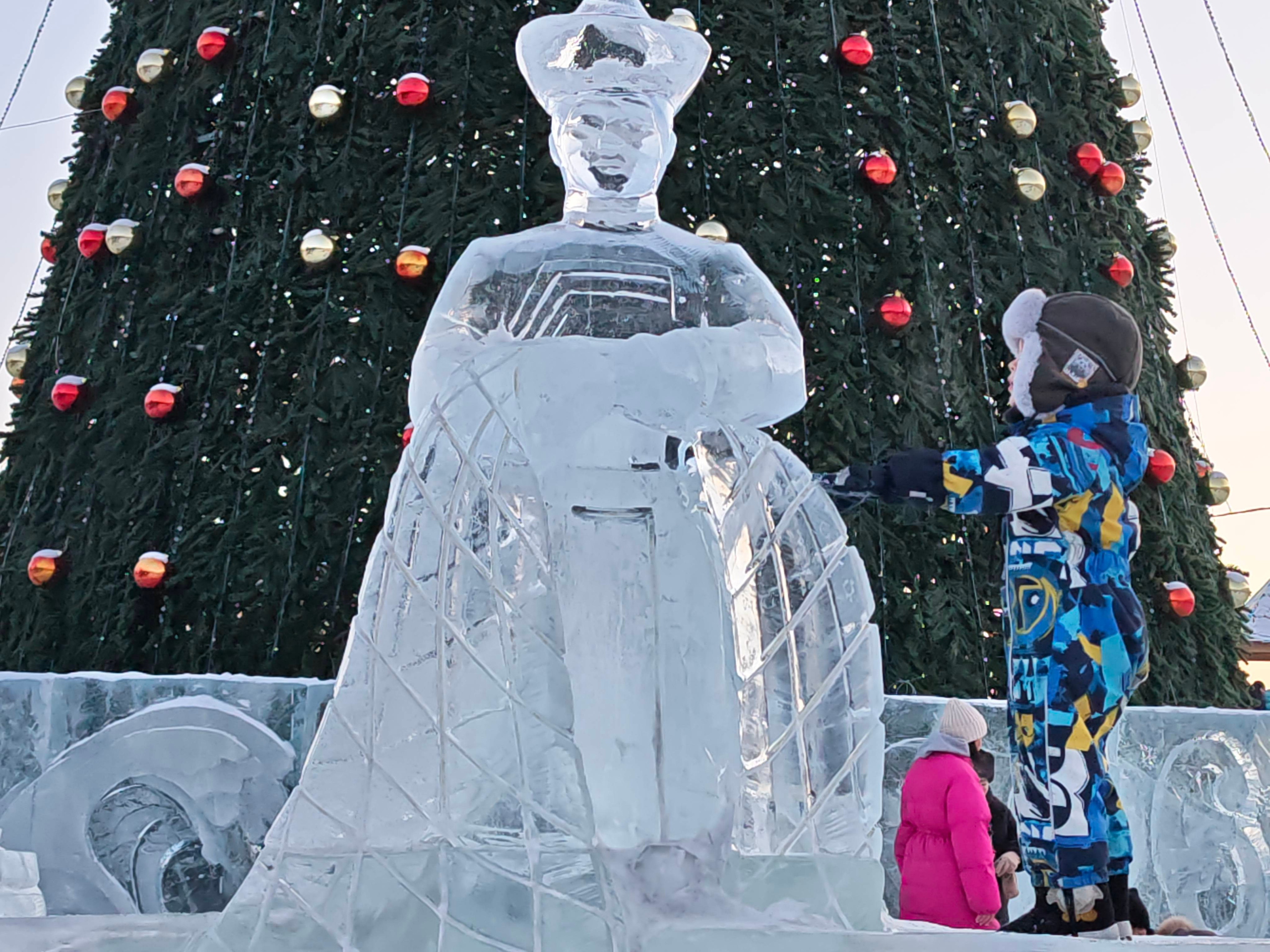 Ледовый городок. Polyakovlivashuk.ru