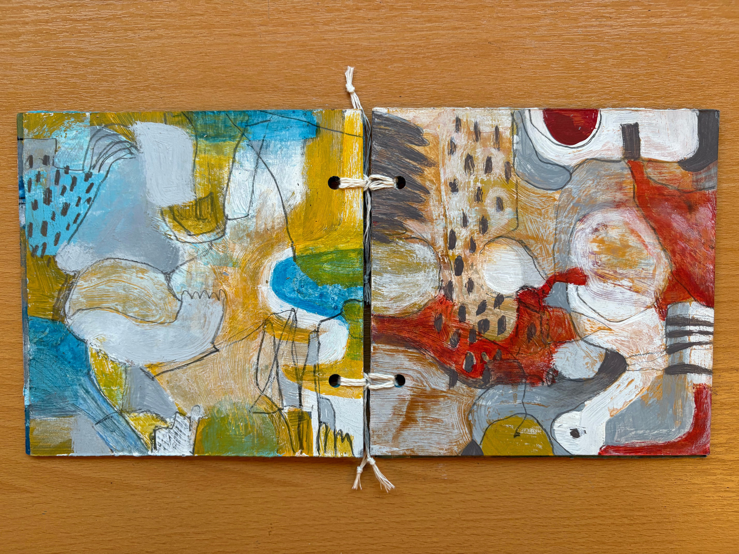 Арт книги. Художник Даля Бучионите