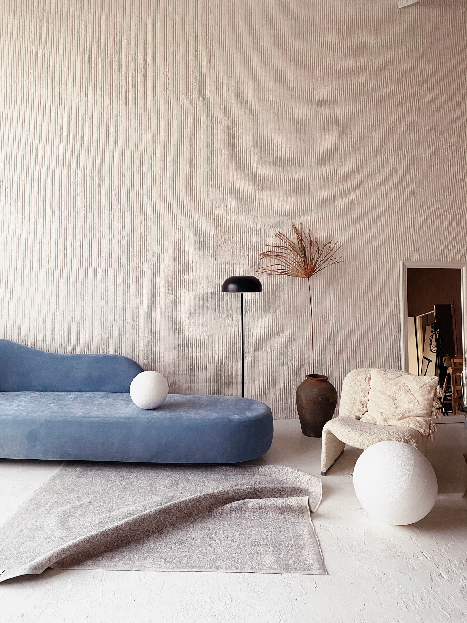 Фотостудии в Москве. Ангелина Богданова, междисциплинарная художница