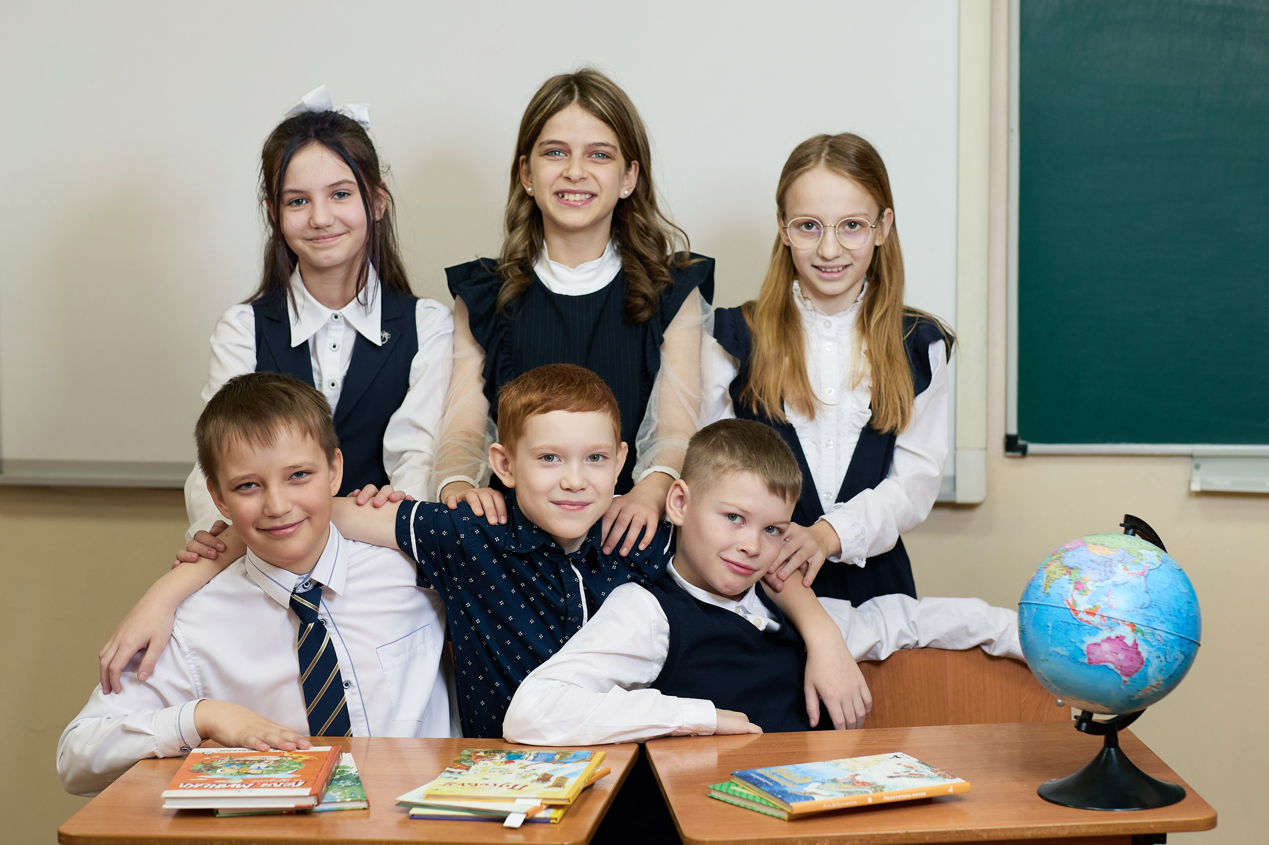 Выпускной альбом для 4 класса. Заказать фотокнигу на выпускной в Новосибирске от Bestyalbum