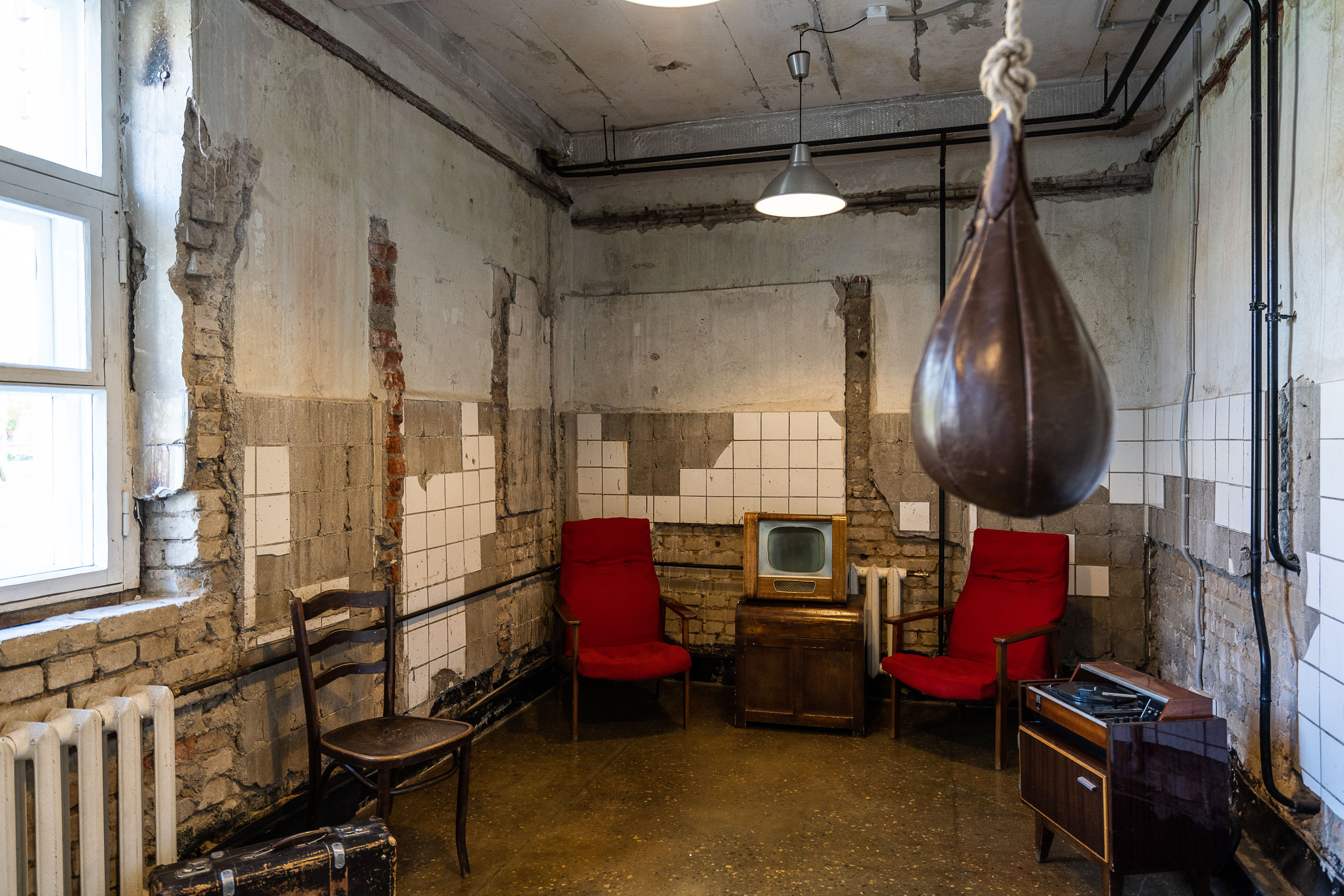 Фотостудии в Москве. Ангелина Богданова, междисциплинарная художница