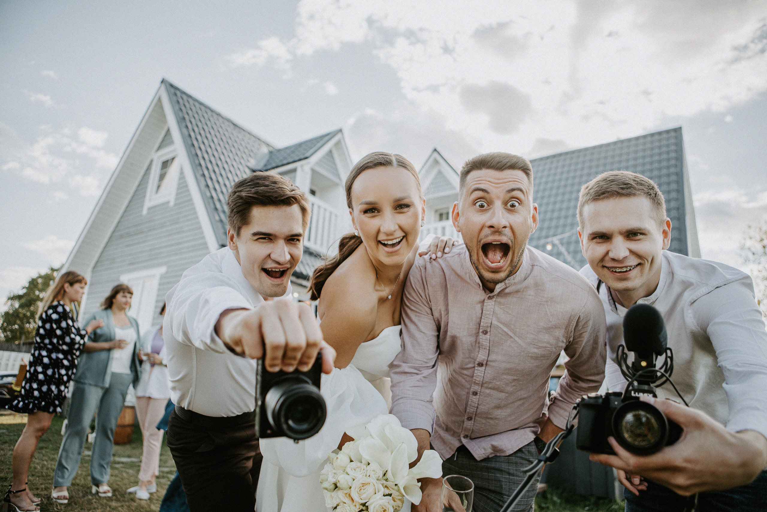 Свадебное видео в Екатеринбурге, Ревде, Сысерти и Свердловской области. Опыт более 5 лет.