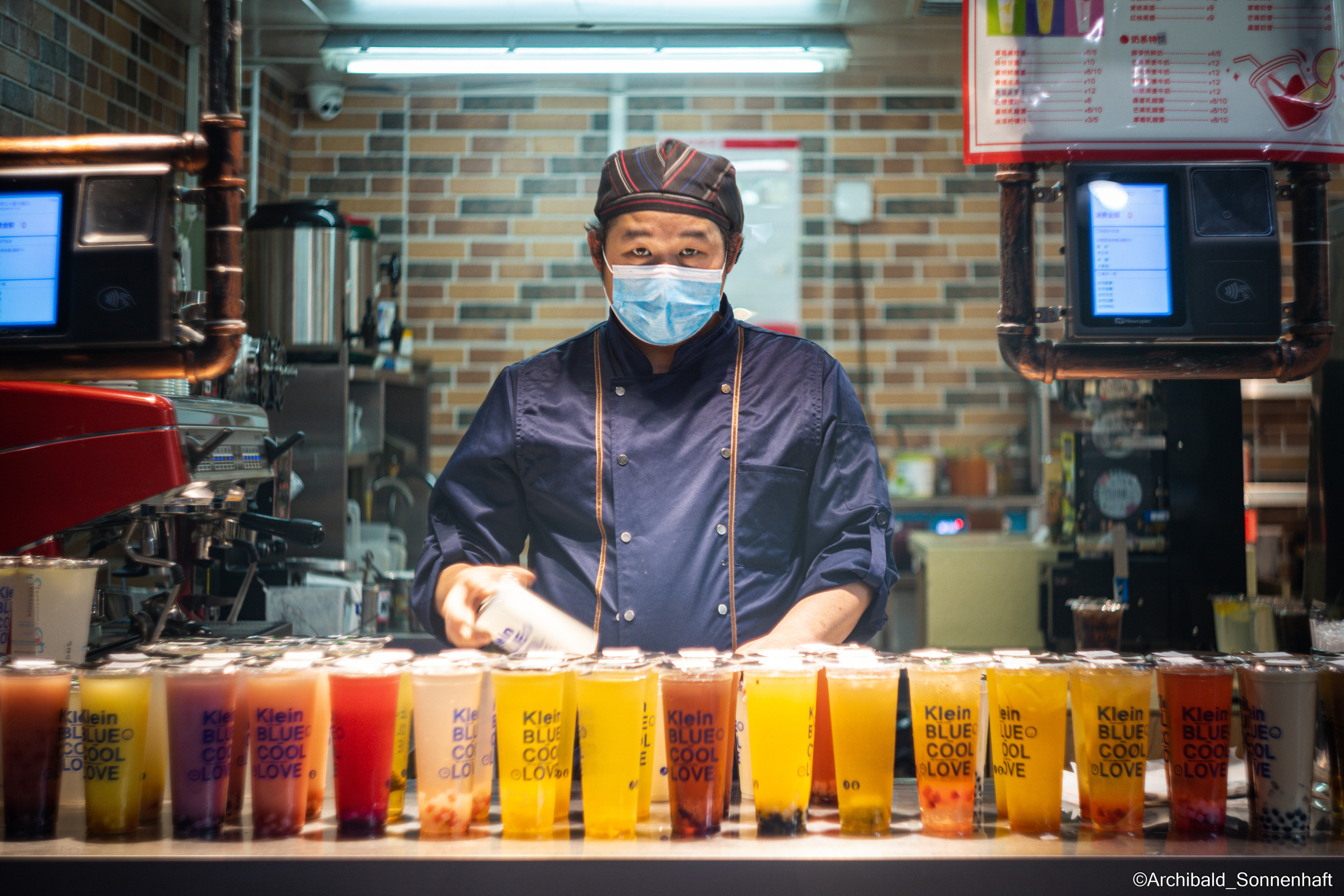 Campaign to the radio station. Photographer in Guangzhou, China. Archibald Sonnenhaft
