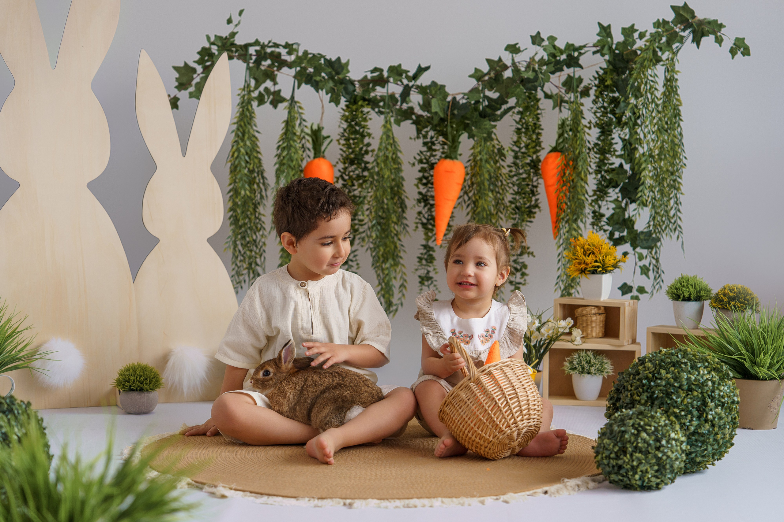 Пасхальный фотодень с кроликом. Семейный и детский фотограф в Селенгинске Екатерина Чупрова