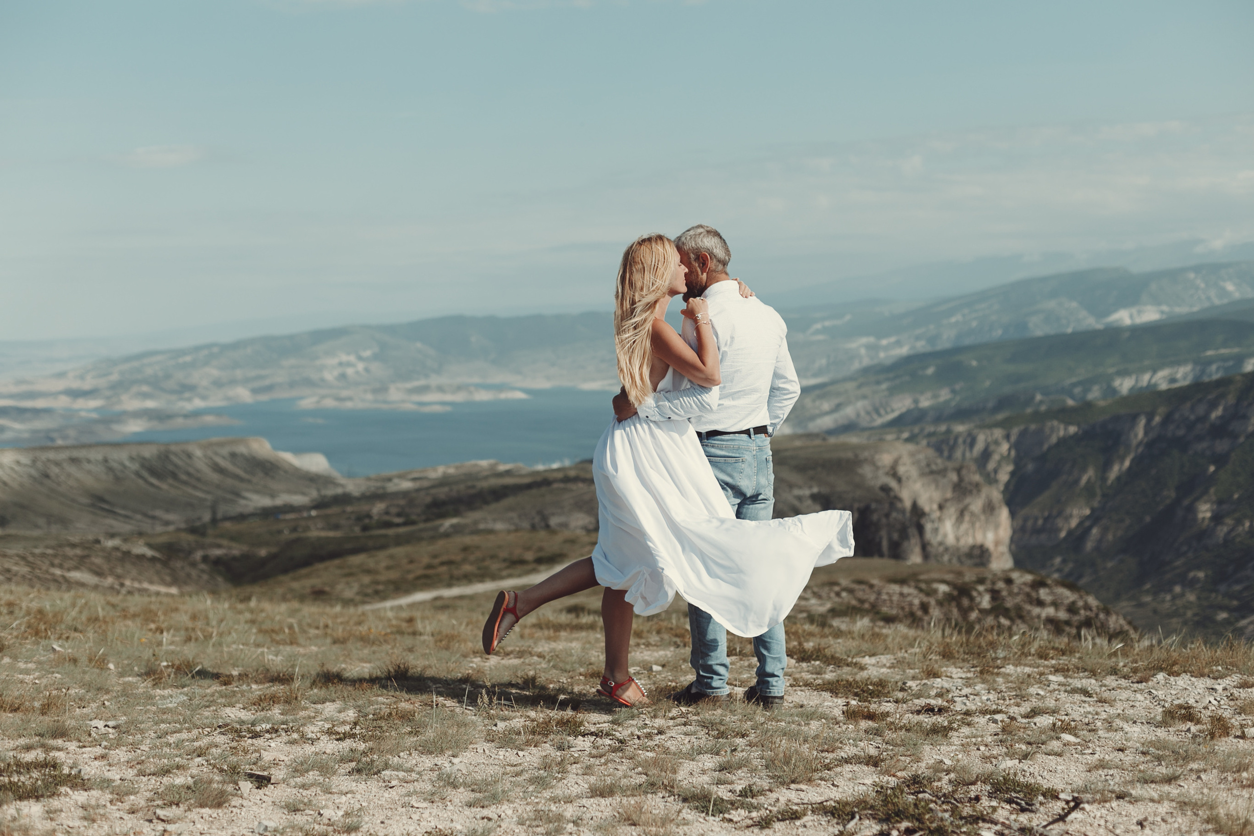 Контакты. Фотограф Таинства Крещения в Москве и Ростове-на- Дону Елена Шенк