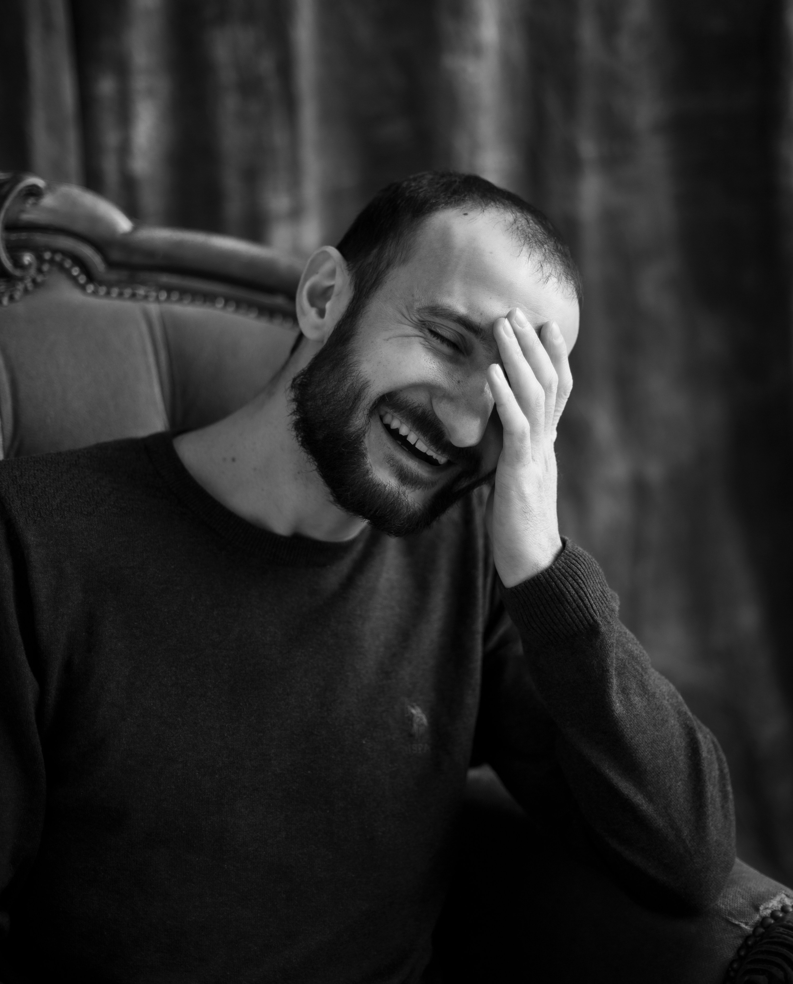 Контакты. Видеосъемка и монтаж. Оператор-постановщик в Москве