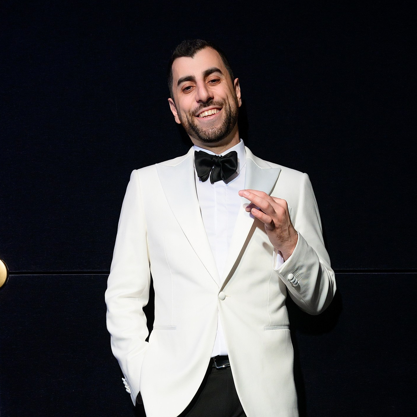 Ведущий Гера Адамян