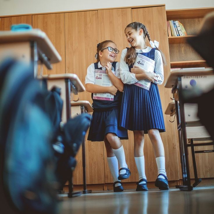 Современные выпускные альбомы в Минске и других городах Республики Беларусь