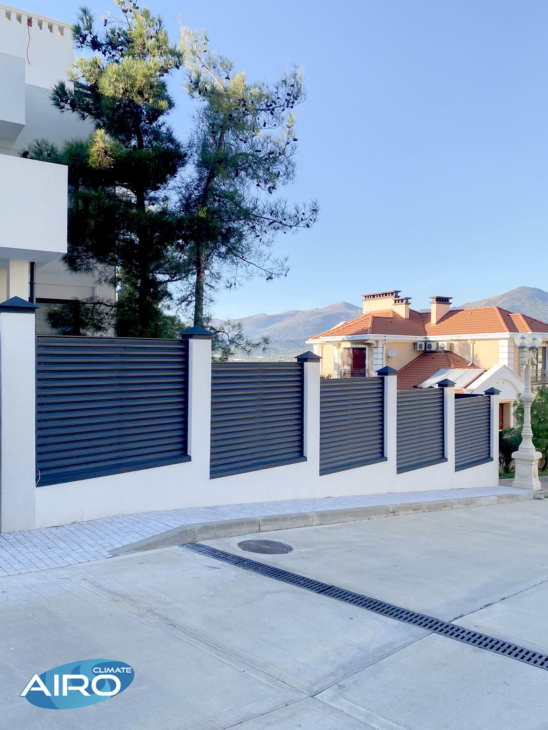 Контакты. Заборы-жалюзи. Производство и монтаж