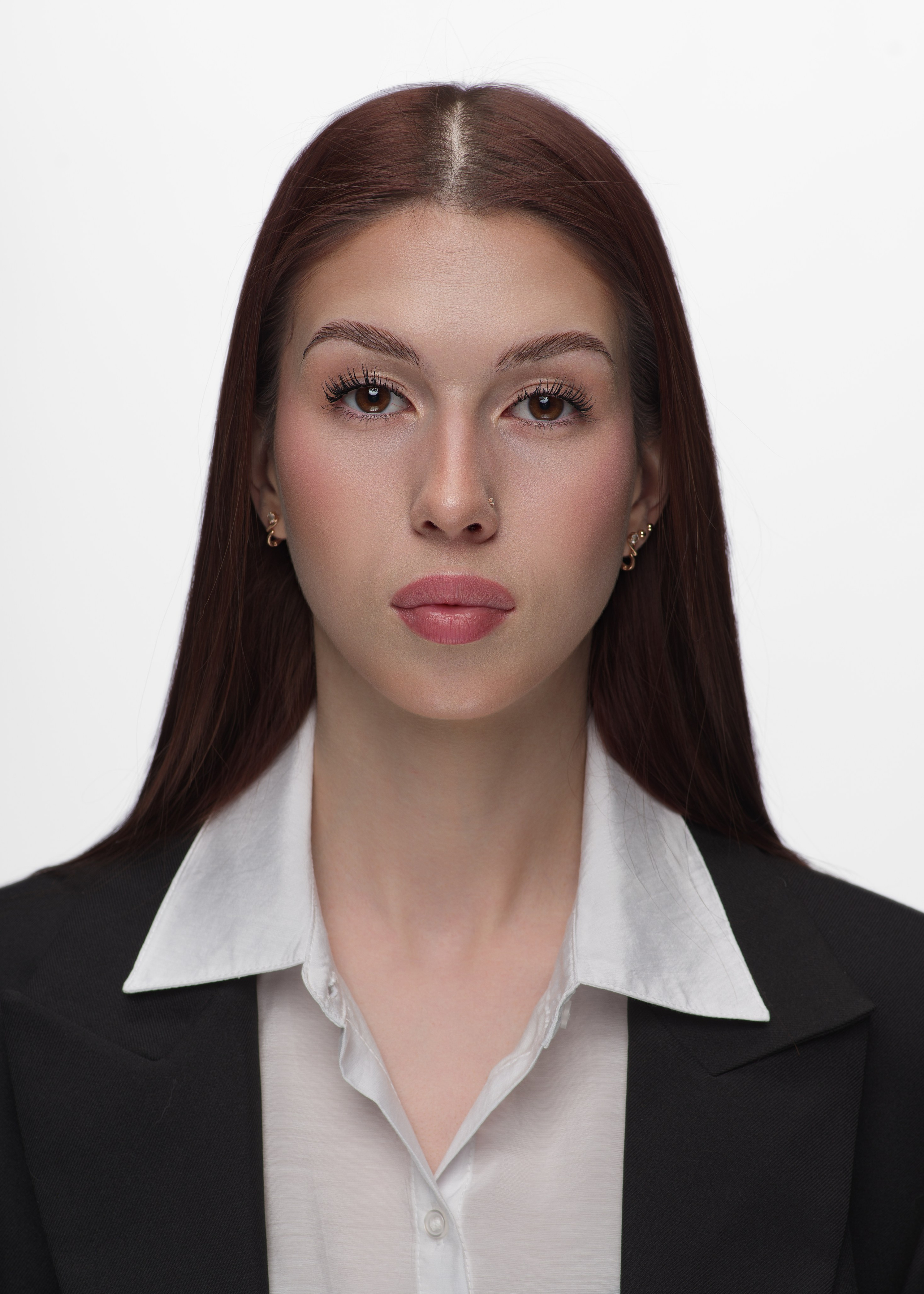 Красивая фотография на паспорт с объемным светом в Твери