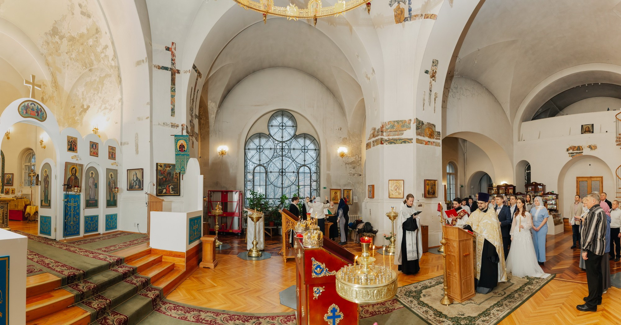 топ лучших храмов для крещения в спб, где покрестить ребенка в санкт петербурге, лучшие храмы для крещения спб, где крестить в спб, сколько стоит крещение питер спб санкт петербург, исаакиевский собор крещение, казанский собор крещение