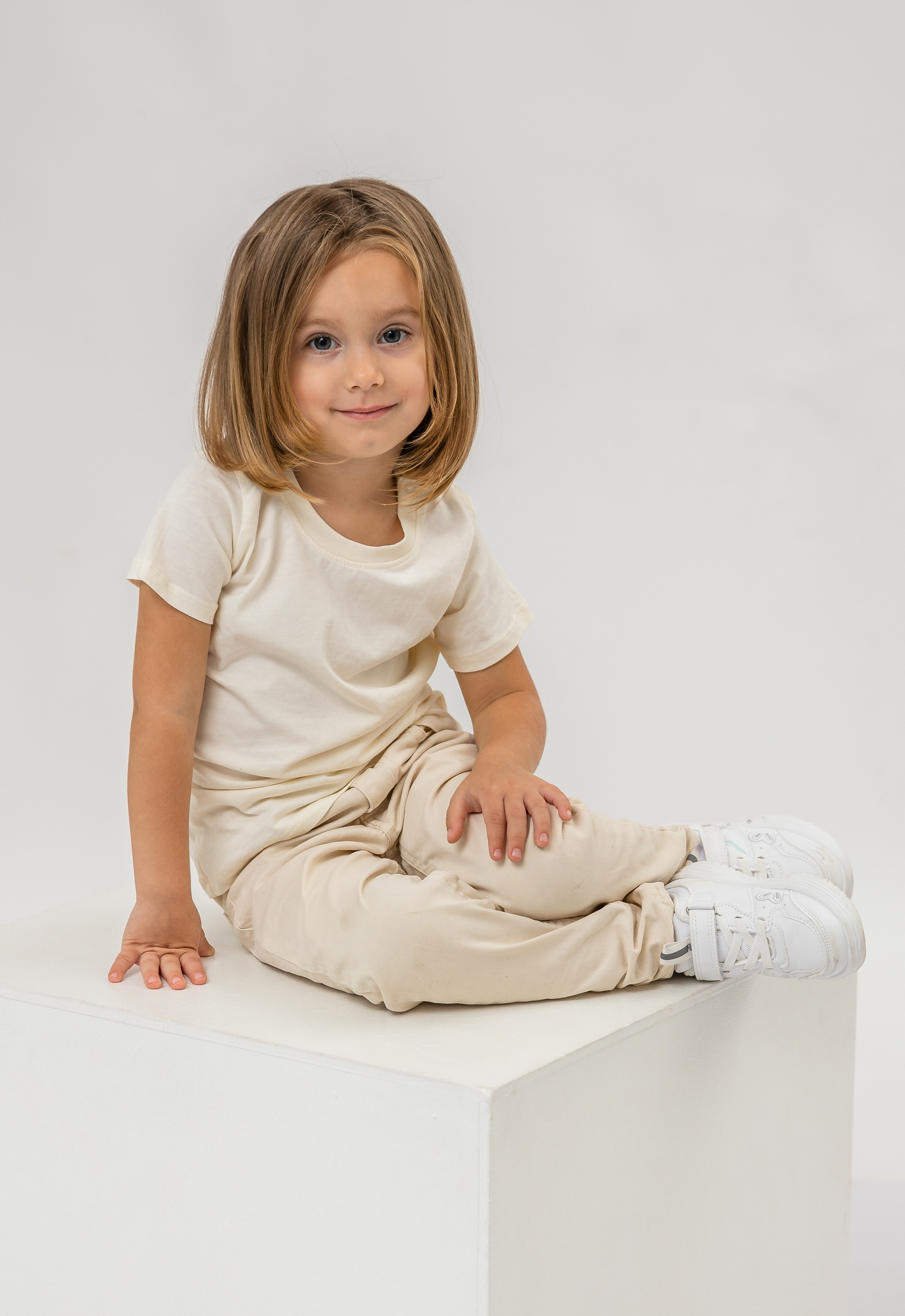 База моделей. Модельное Агентство Alma Model Management