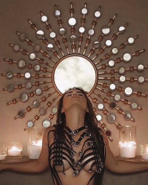 Аренда вещей. Эротическая фотосессия в стилю ню в Москве — заказать ню фотосессию от 19 800 руб!