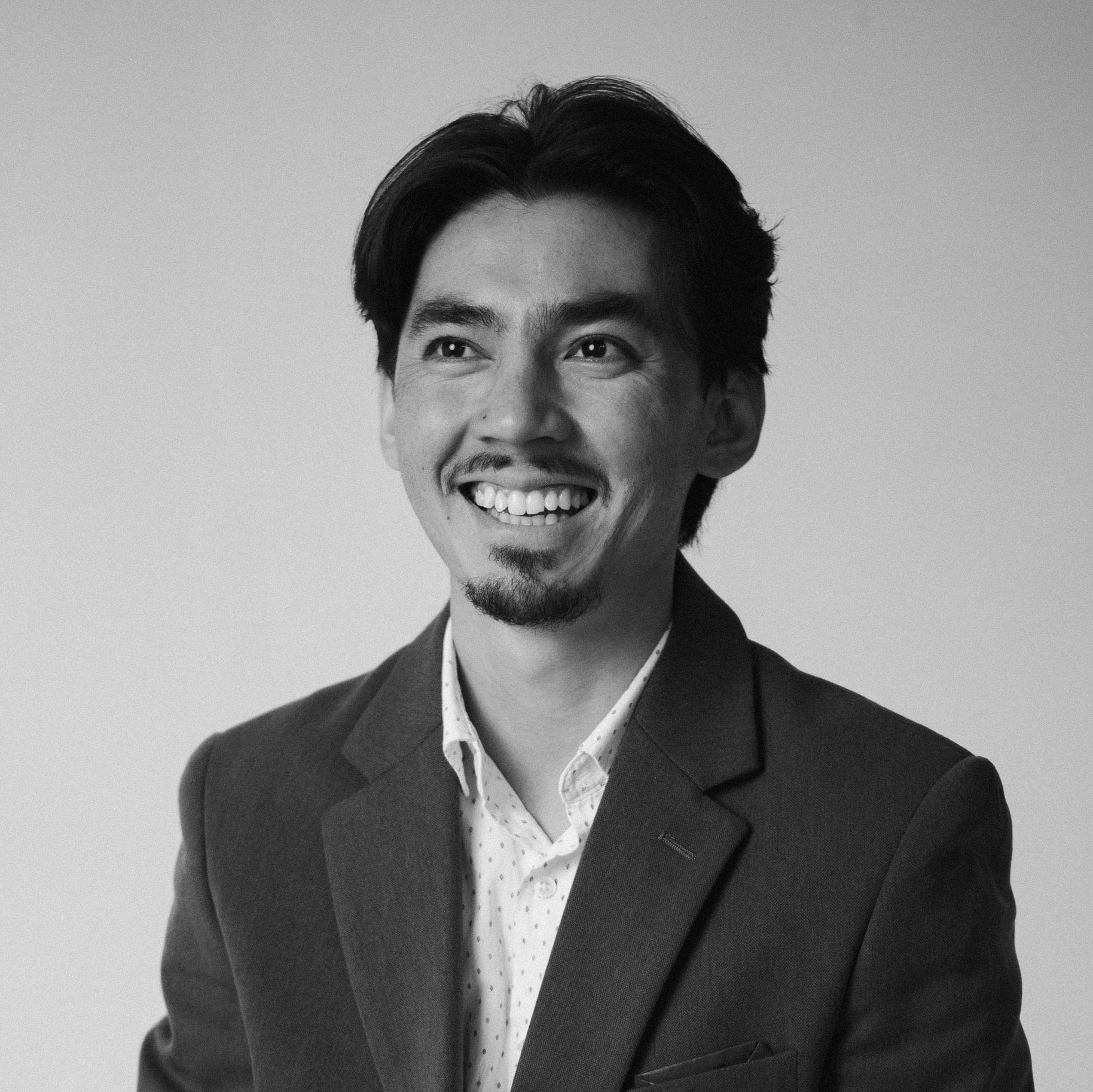 Фотограф в Атырау Карымсак Сиражев