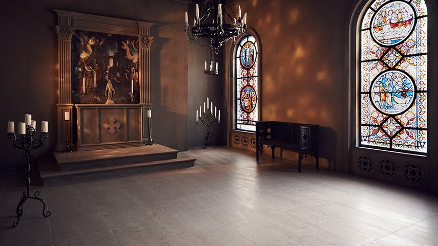 Студия в Москве в стиле Витражных Окон и Античности