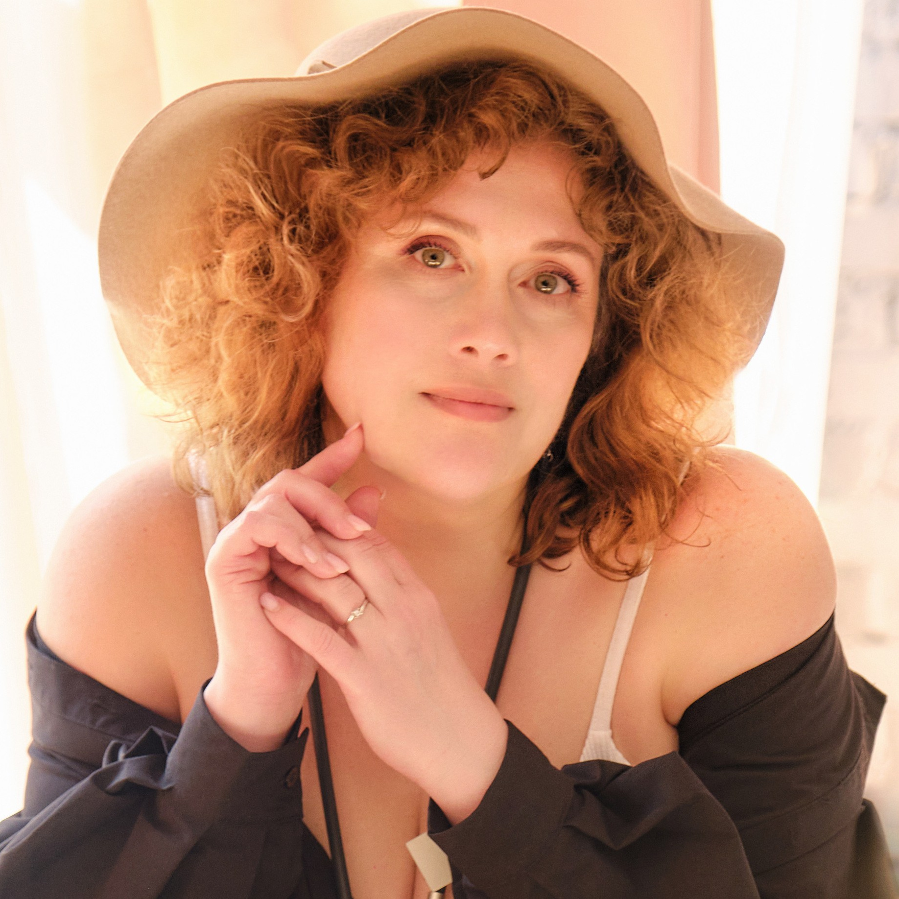 Женская фотосессия в студии|Идеи Образы Позы Цены