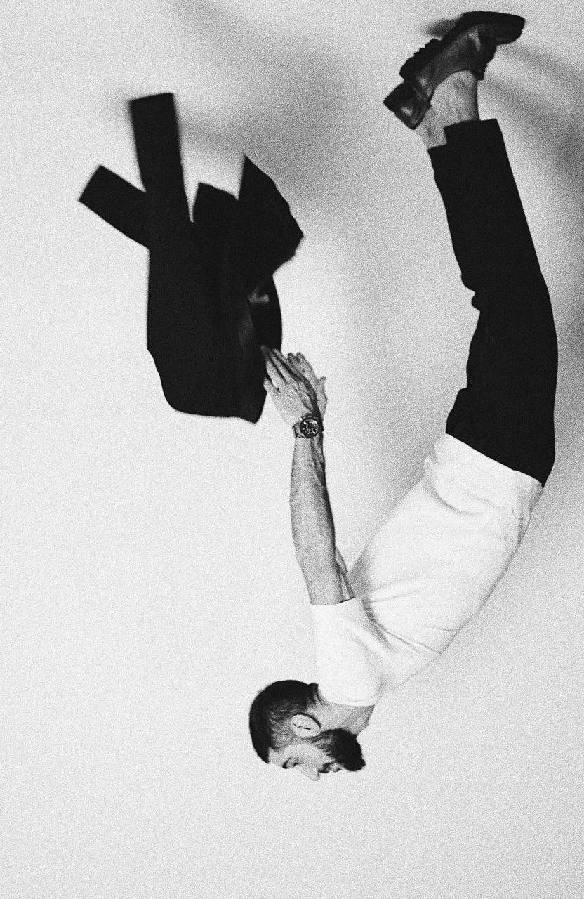 Контакты. Фотограф Пирумян Анна. г. Сургут, г. Воронеж