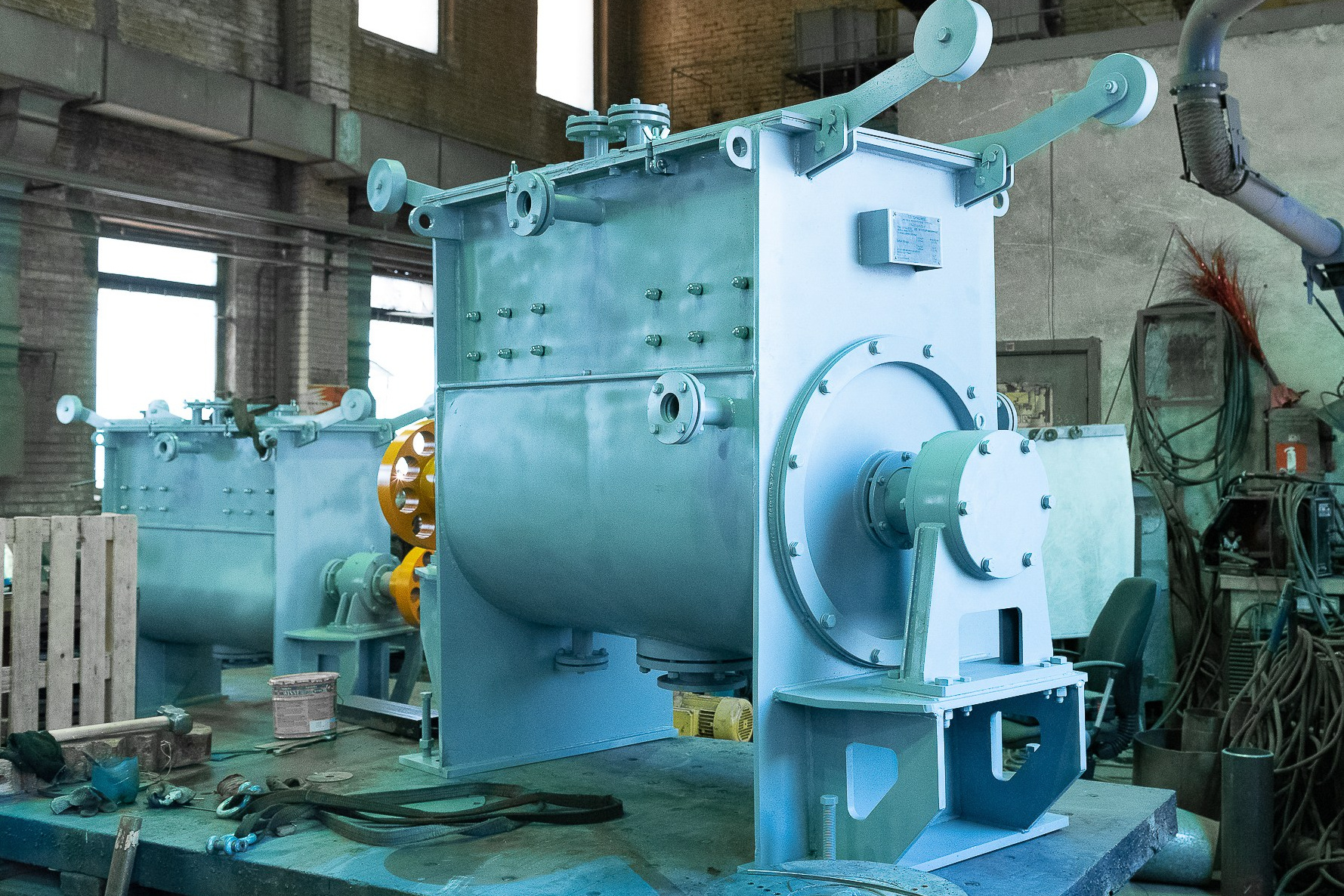 Смеситель горизонтальный. ПЕТЕРБУРГНИИХИММАШ разрабатывает и изготавливает оборудование