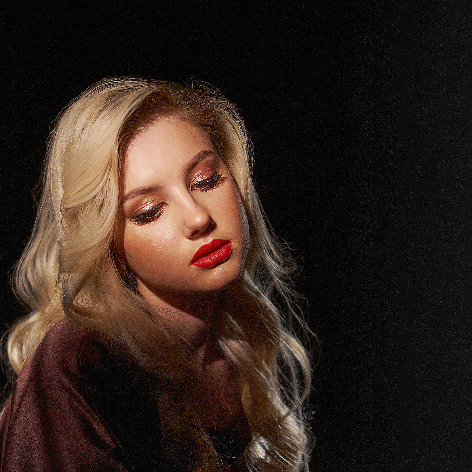 Индивидуальная съемка. Контент фотограф для бизнеса и маркет-плейсов